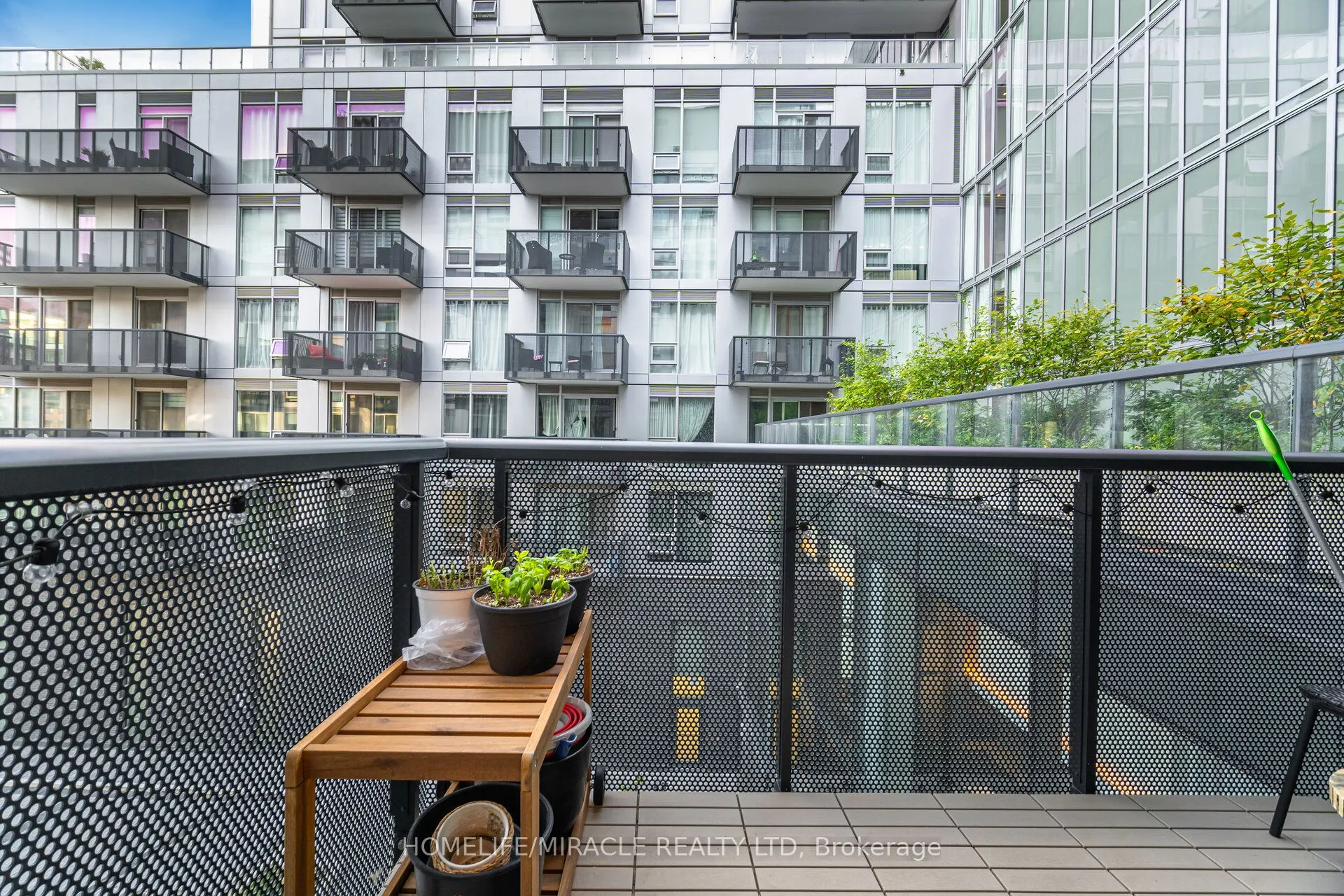 2450 Old Bronte Road, #351