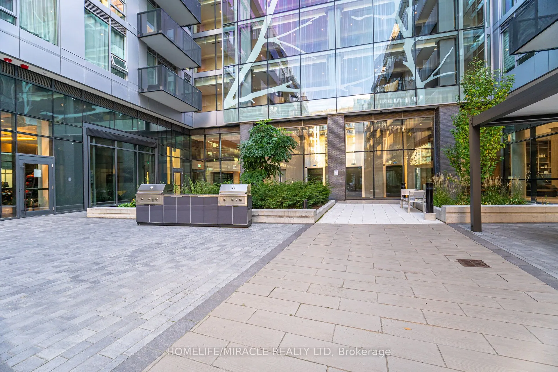 2450 Old Bronte Road, #351