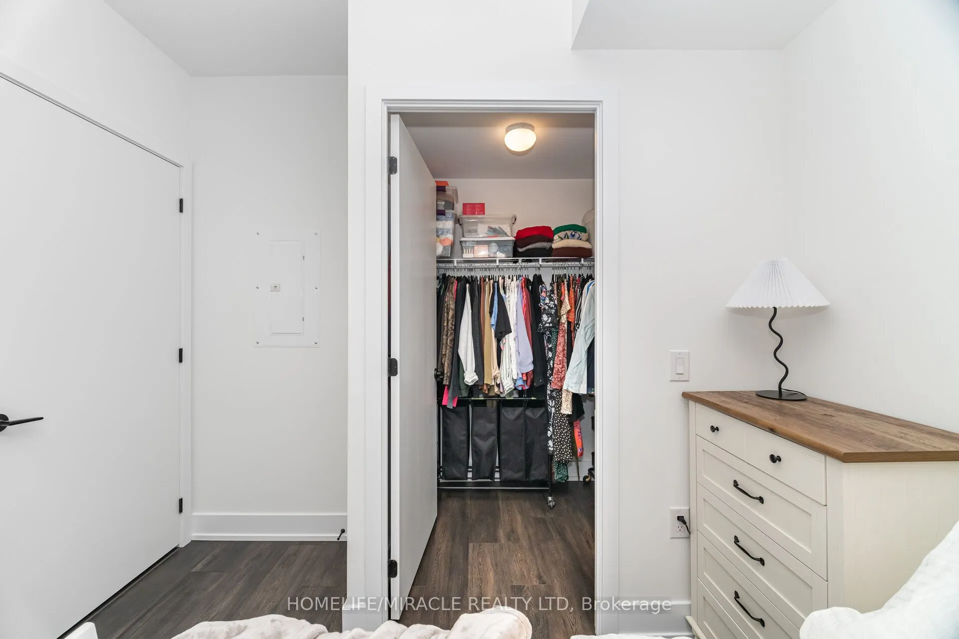 2450 Old Bronte Road, #351