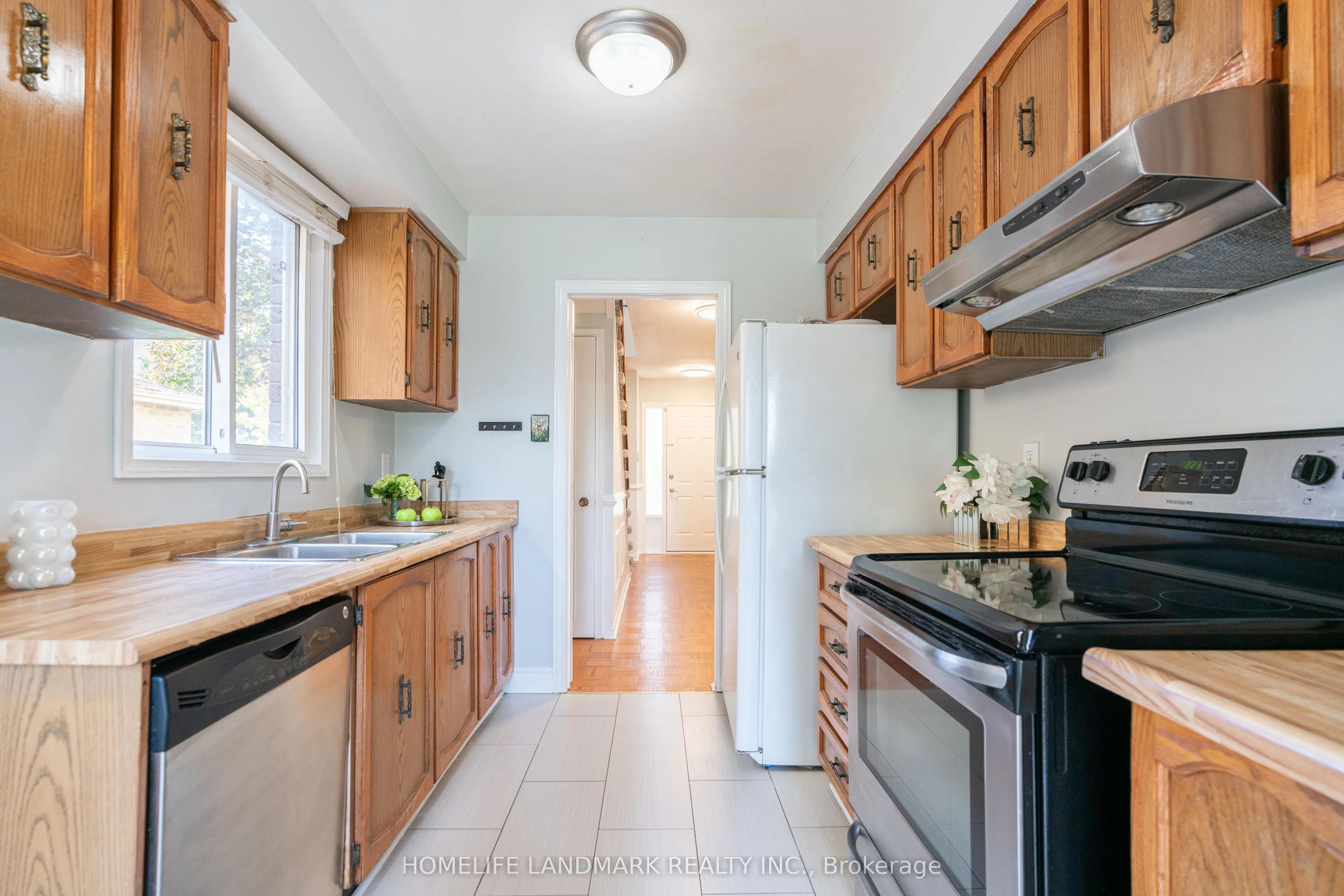 3108 Plum Tree Crescent