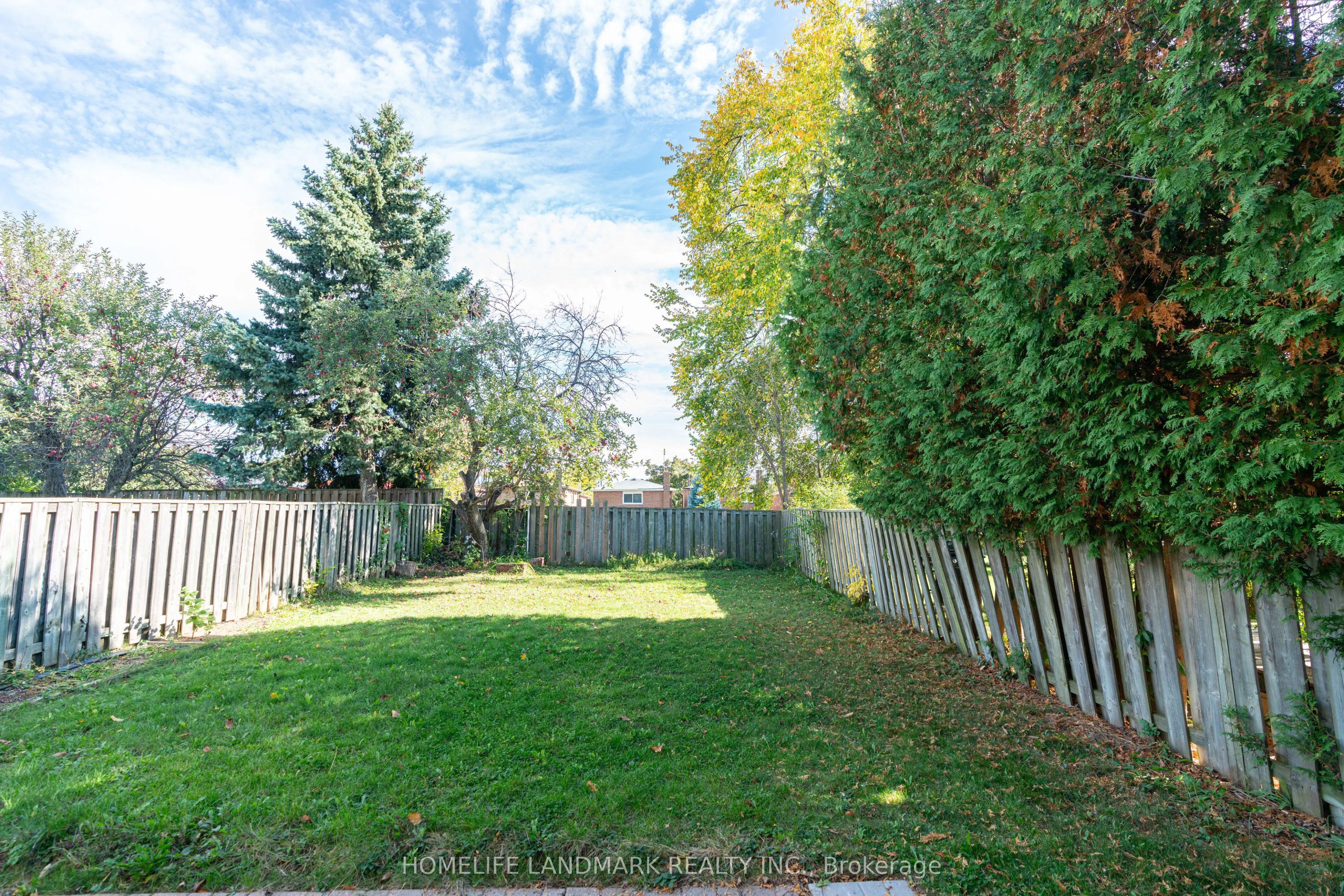 3108 Plum Tree Crescent
