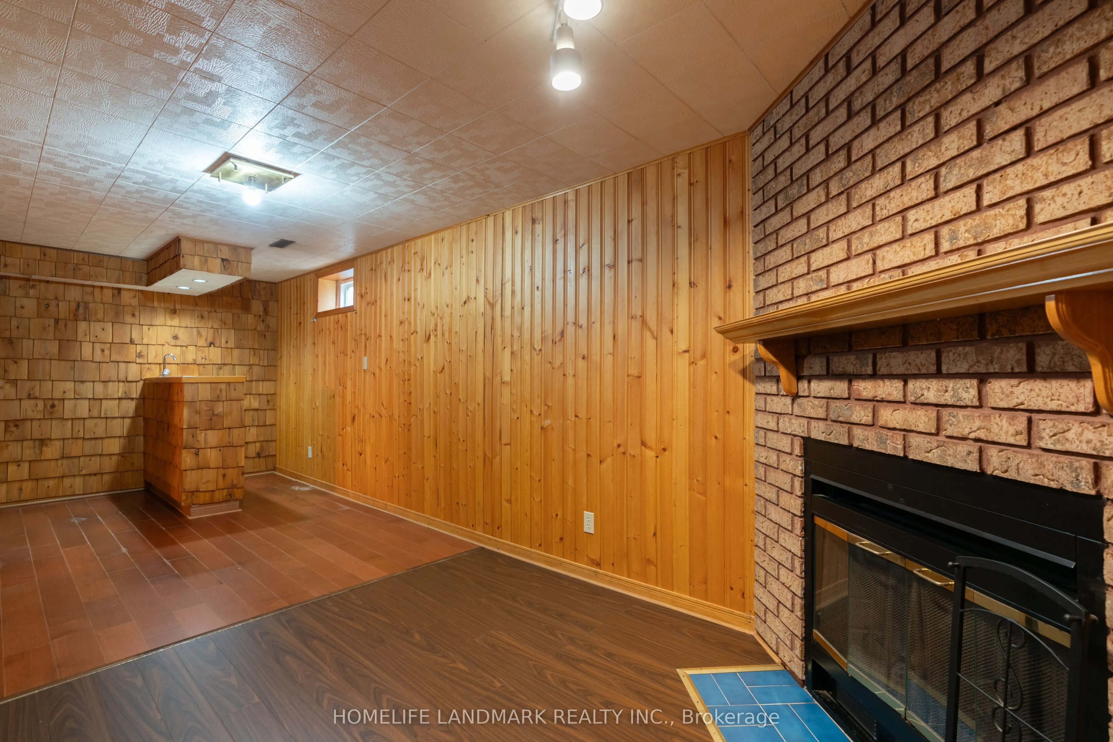 3108 Plum Tree Crescent
