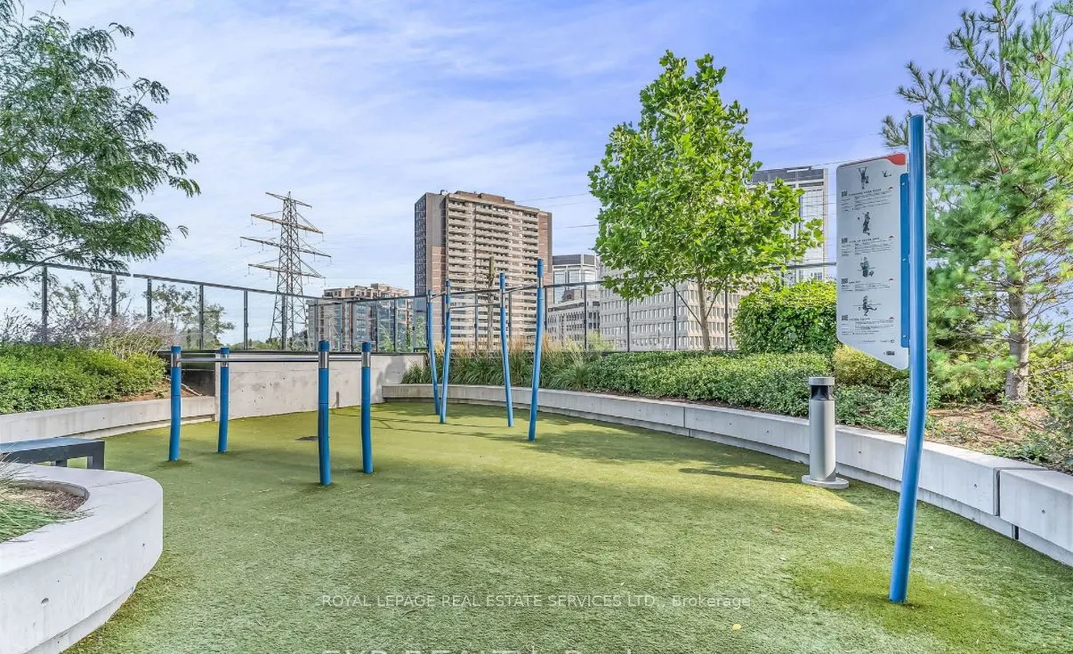 5 Mabelle Avenue S, #2631