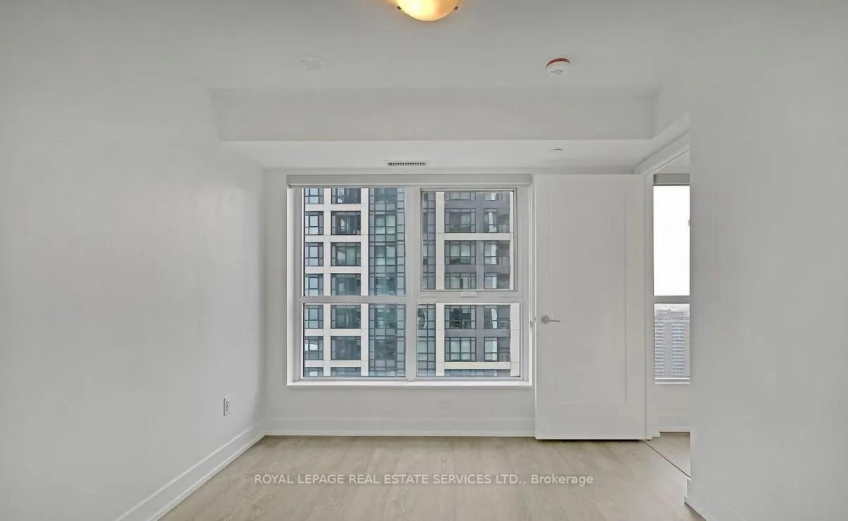 5 Mabelle Avenue S, #2631