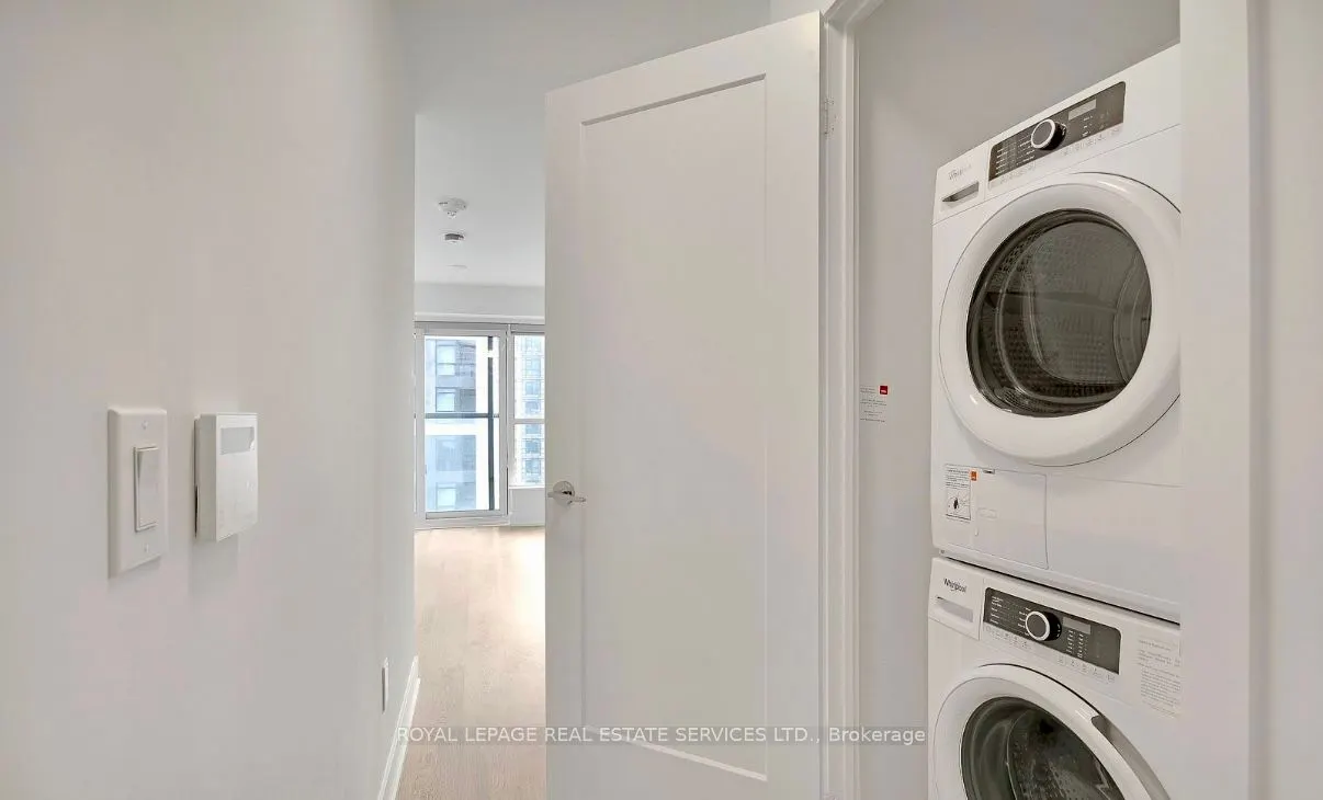 5 Mabelle Avenue S, #2631
