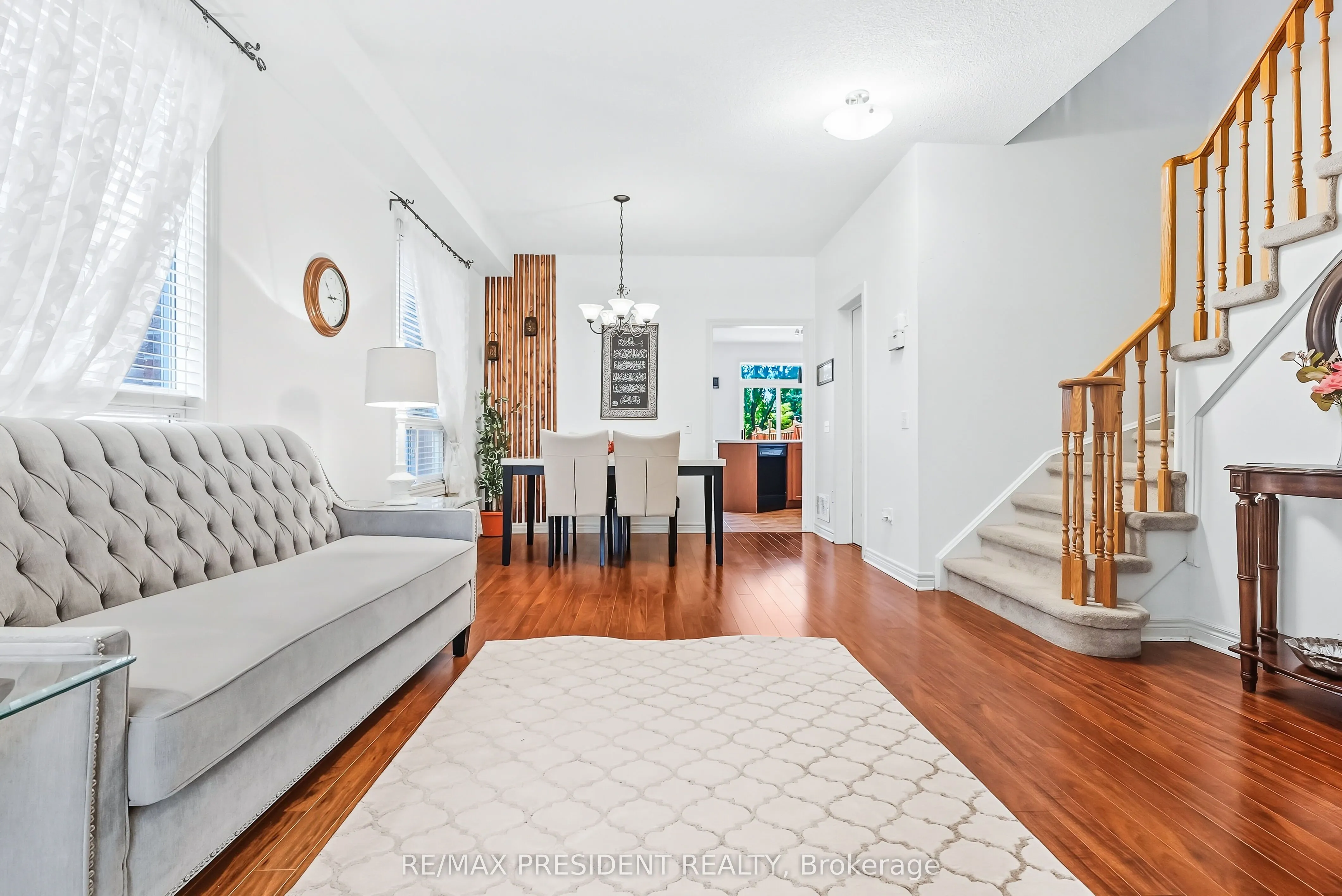 932 Ledbury Crescent