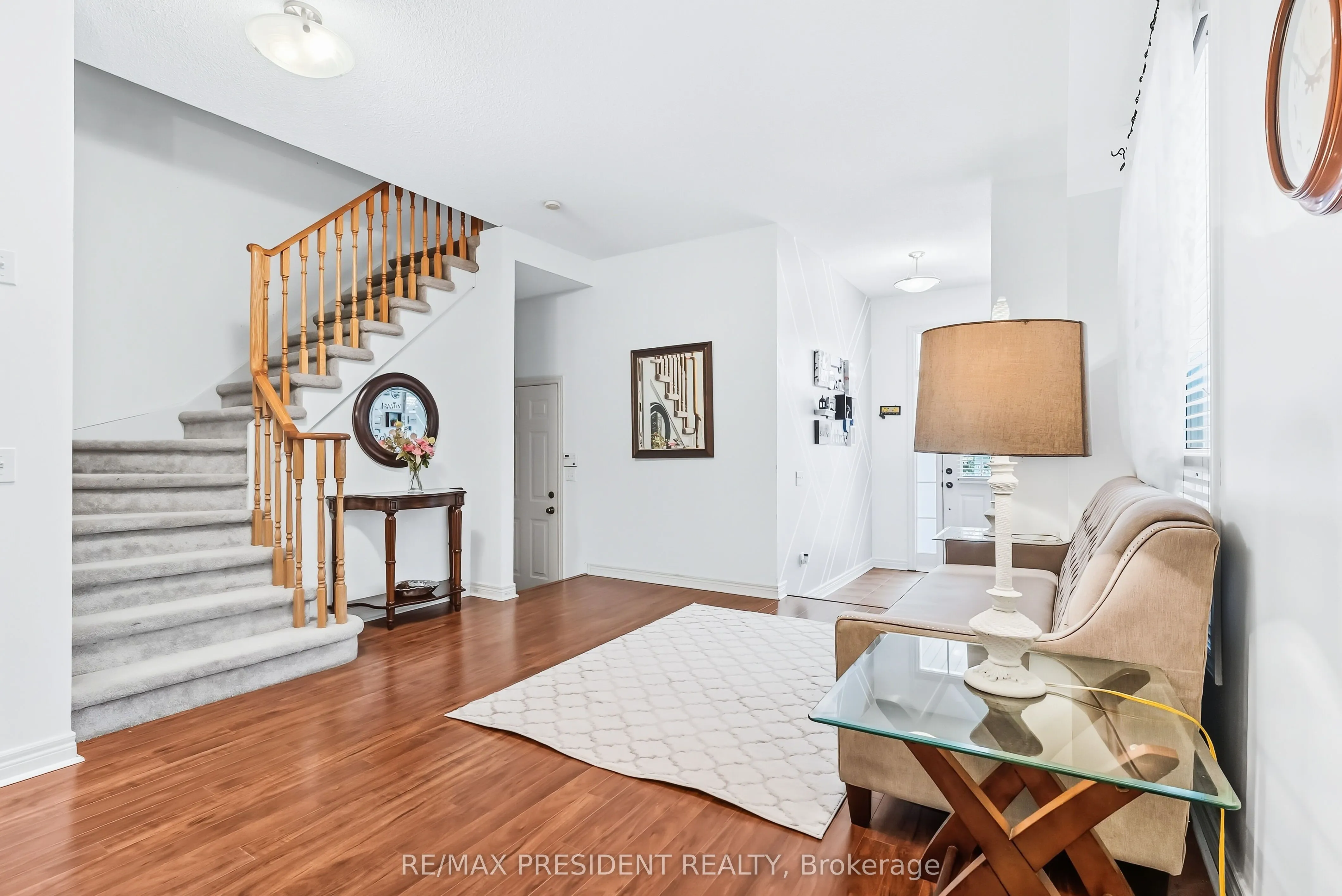 932 Ledbury Crescent
