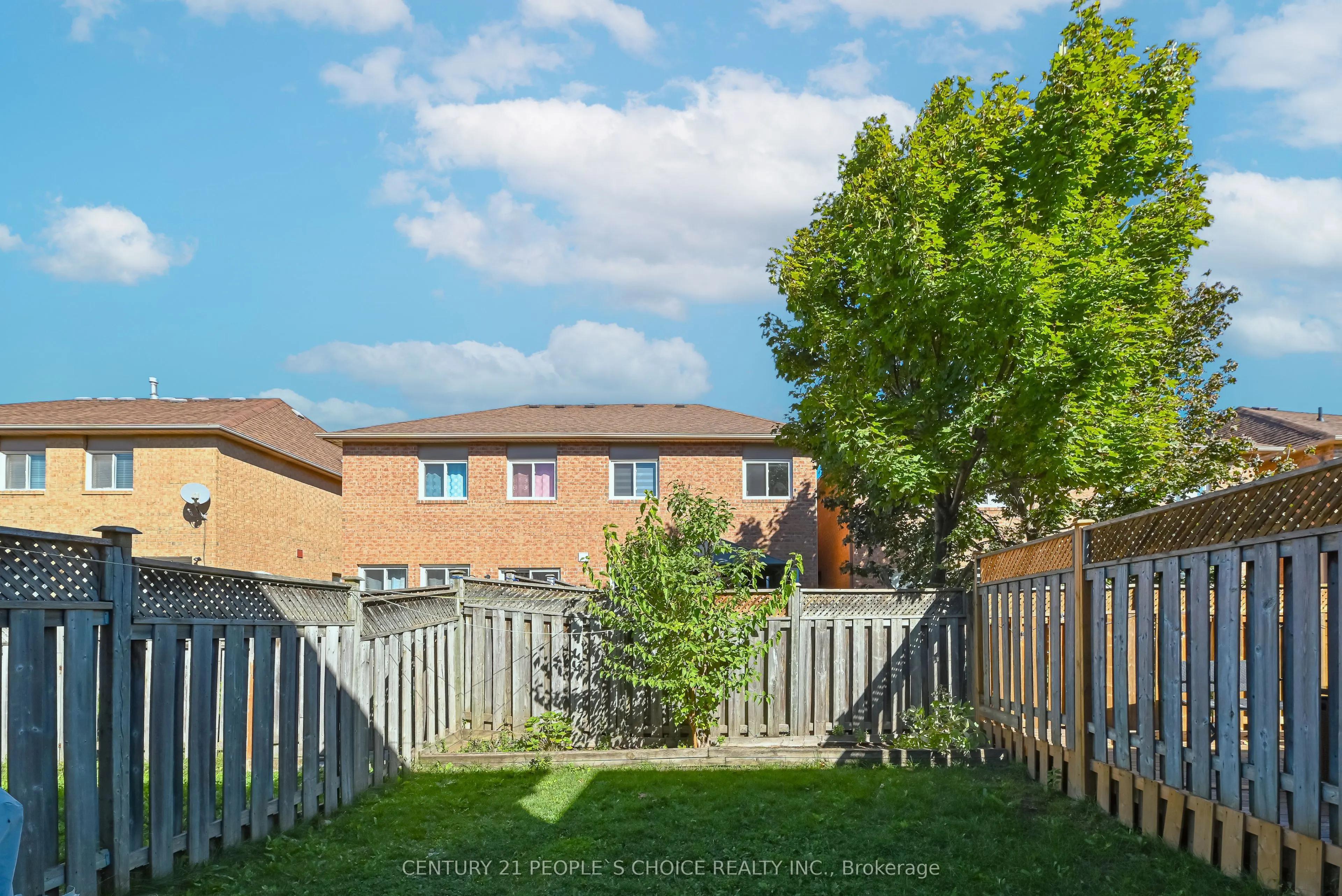 116 Goldenlight Circle, #23