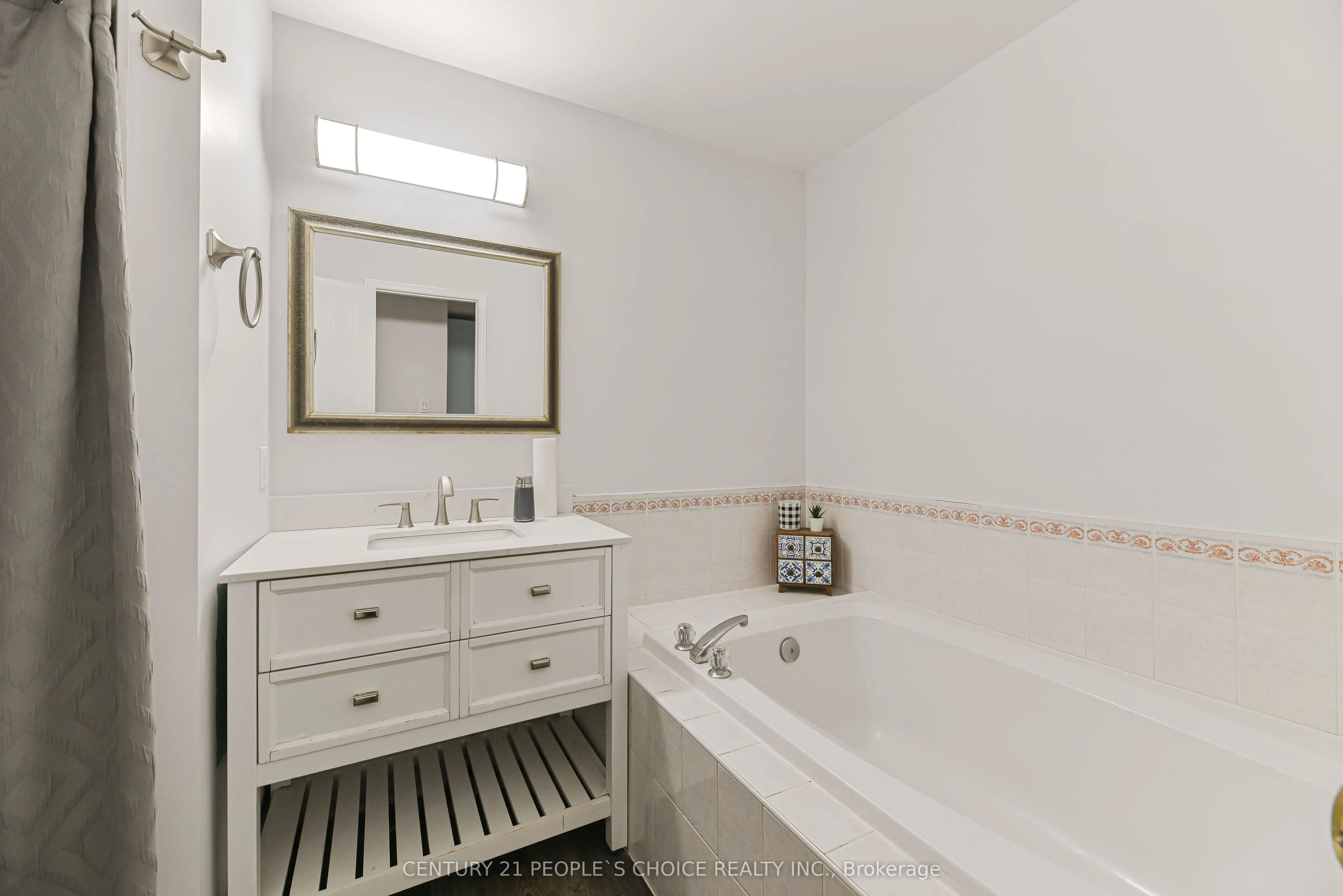 116 Goldenlight Circle, #23