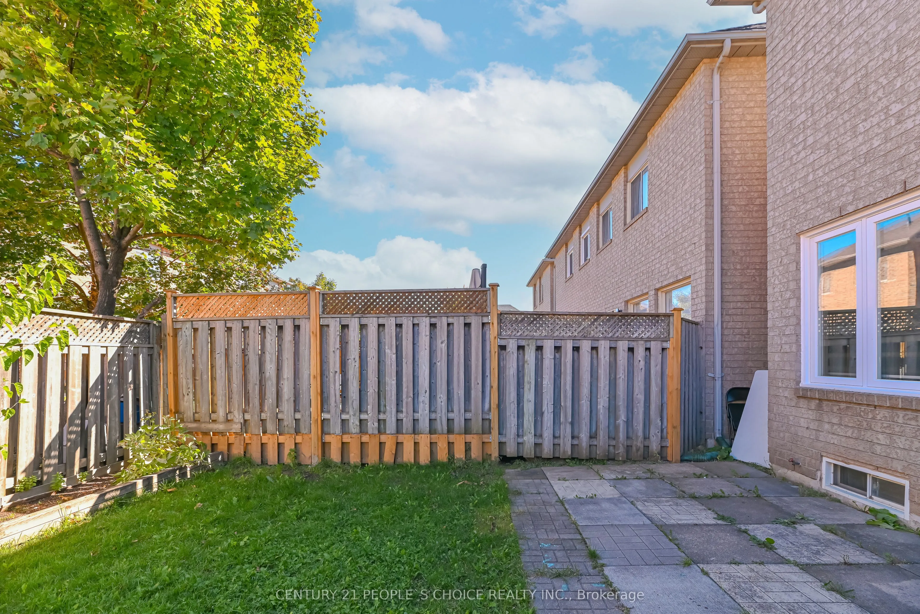 116 Goldenlight Circle, #23