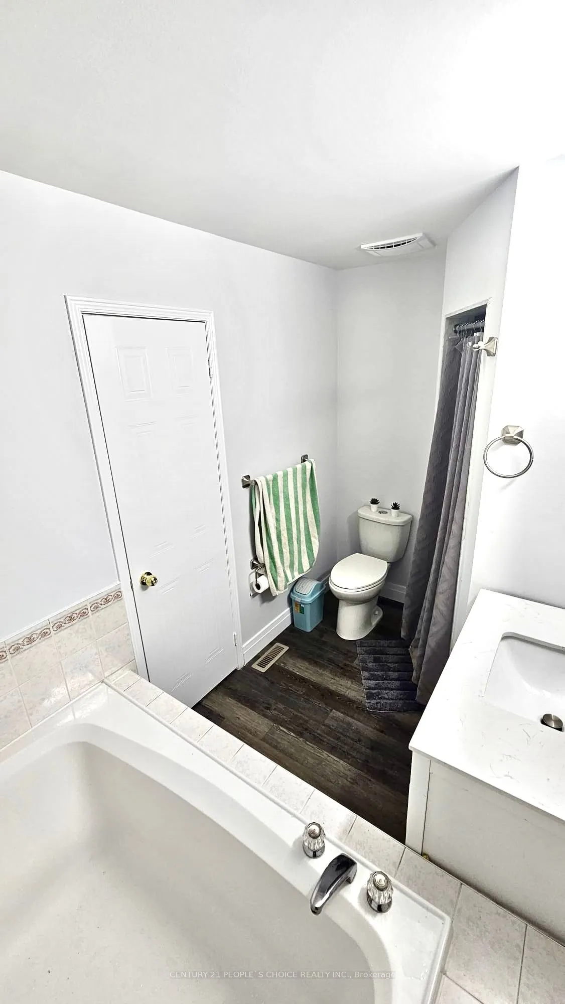 116 Goldenlight Circle, #23