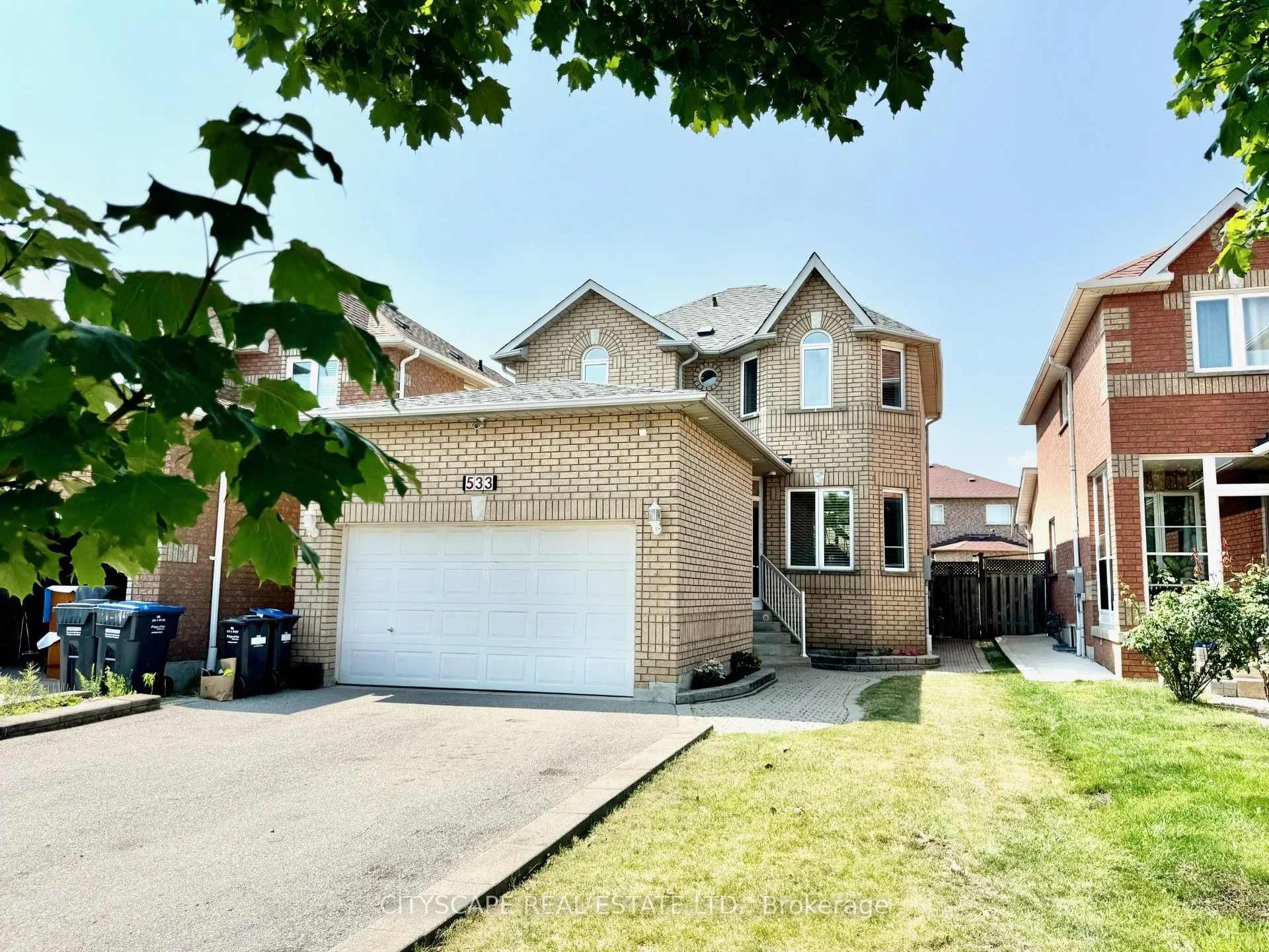 533 Leatherleaf Drive