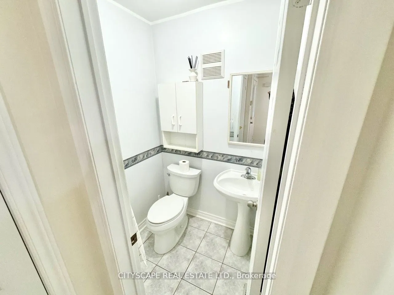 533 Leatherleaf Drive