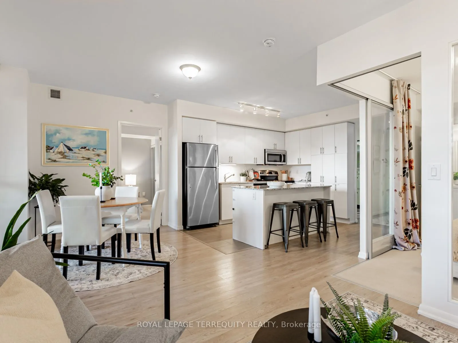 830 Lawrence Avenue W, #626