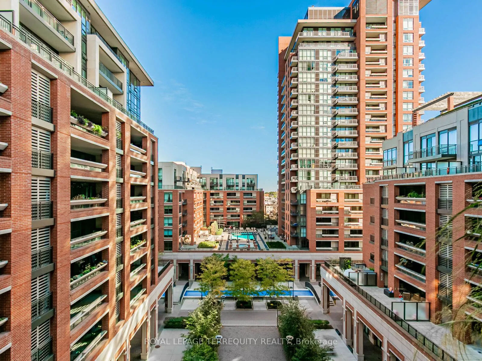 830 Lawrence Avenue W, #626