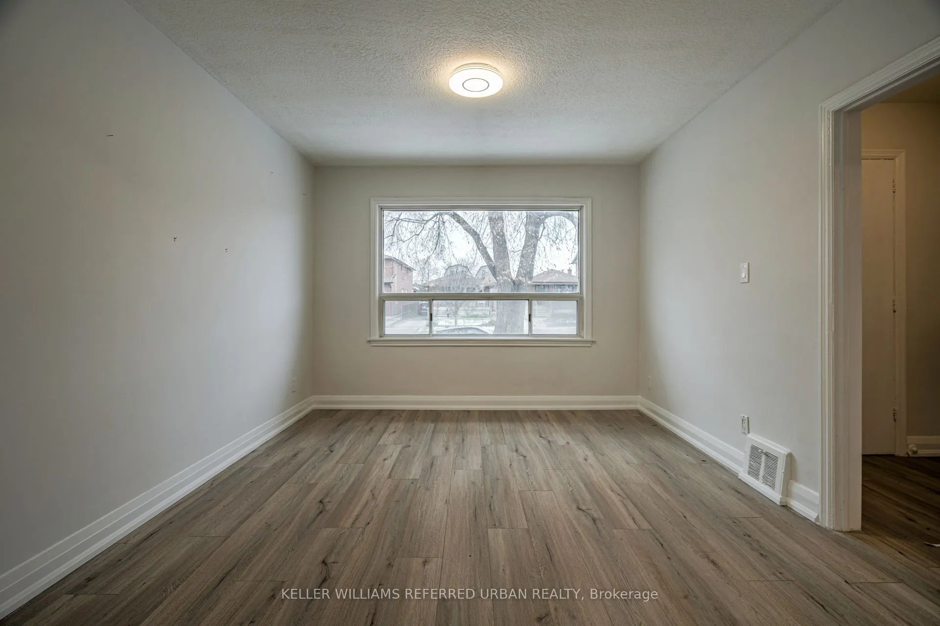 99 Hay Avenue, #Main