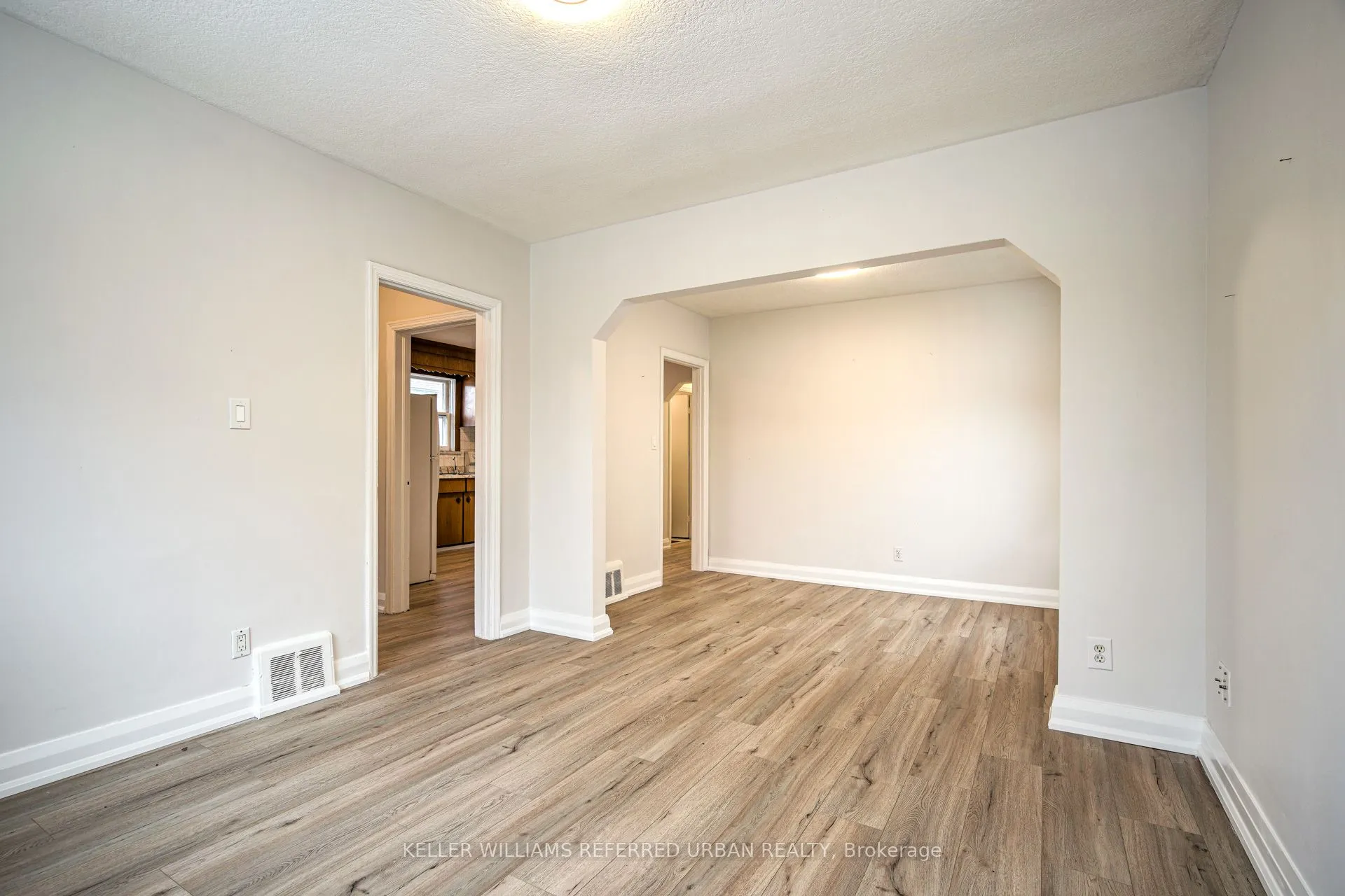 99 Hay Avenue, #Main