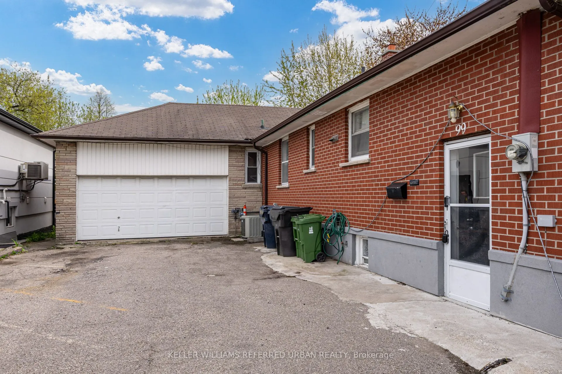99 Hay Avenue, #Main