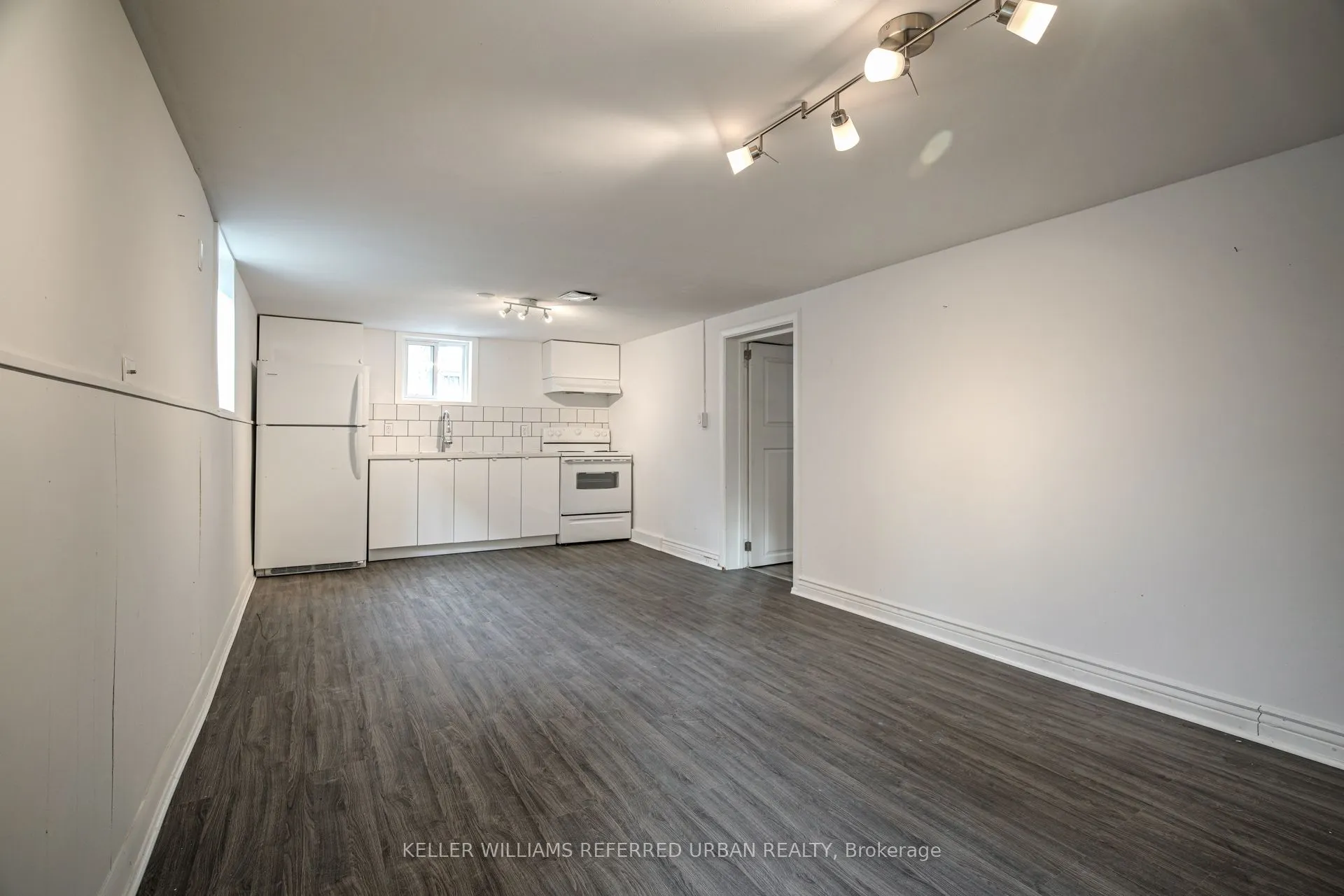 99 Hay Avenue, #Main