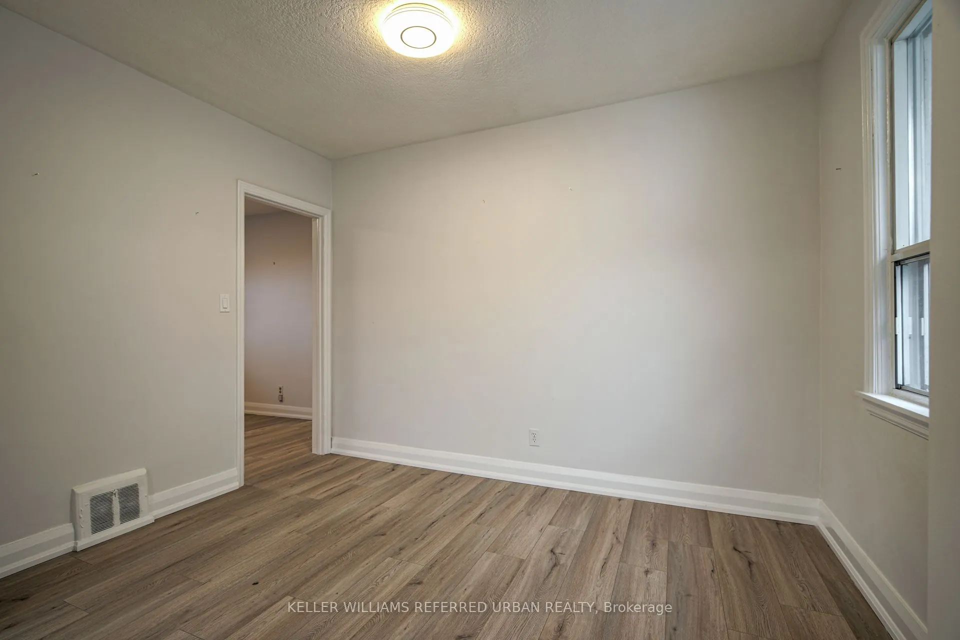 99 Hay Avenue, #Main