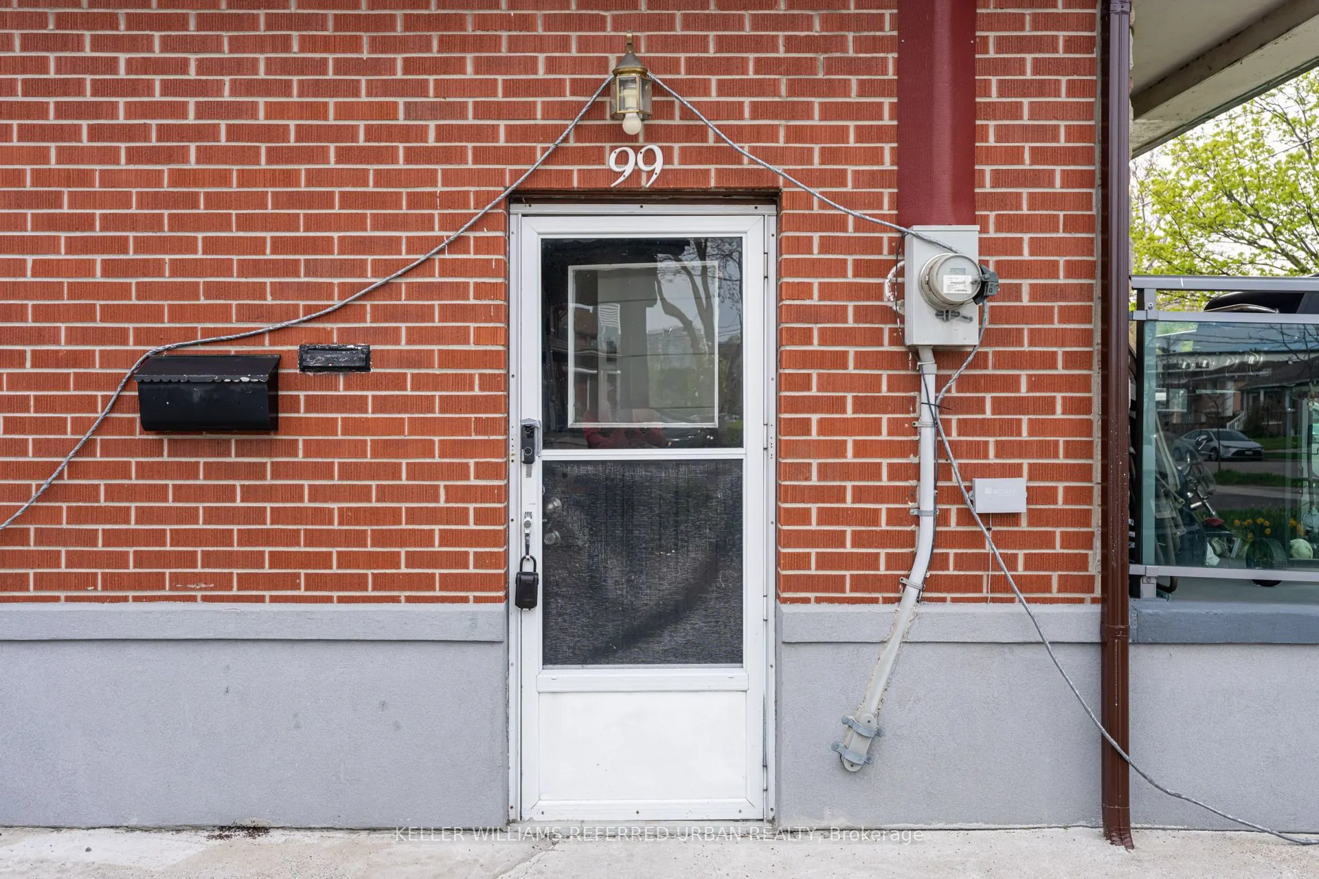 99 Hay Avenue, #Main