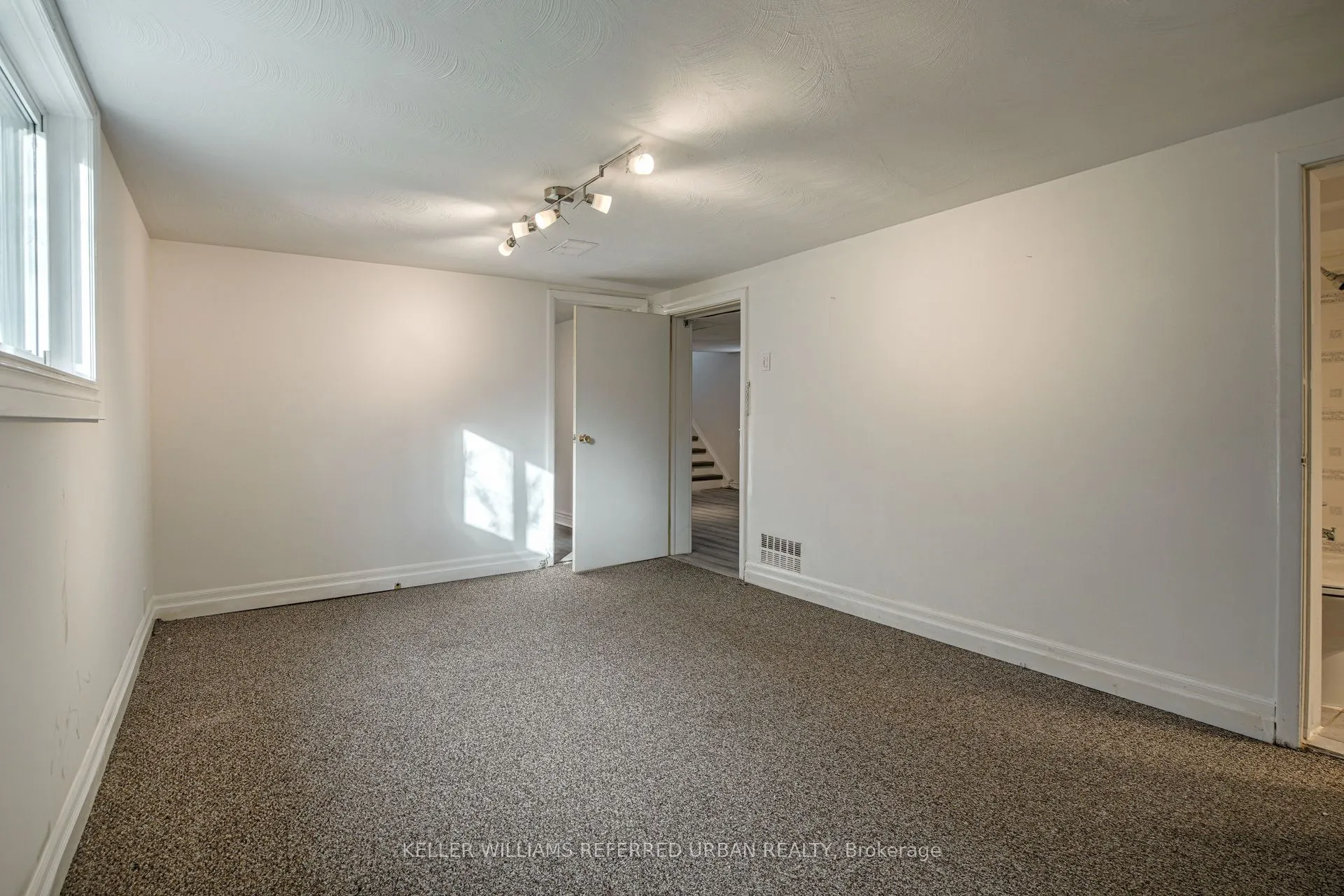 99 Hay Avenue, #Main