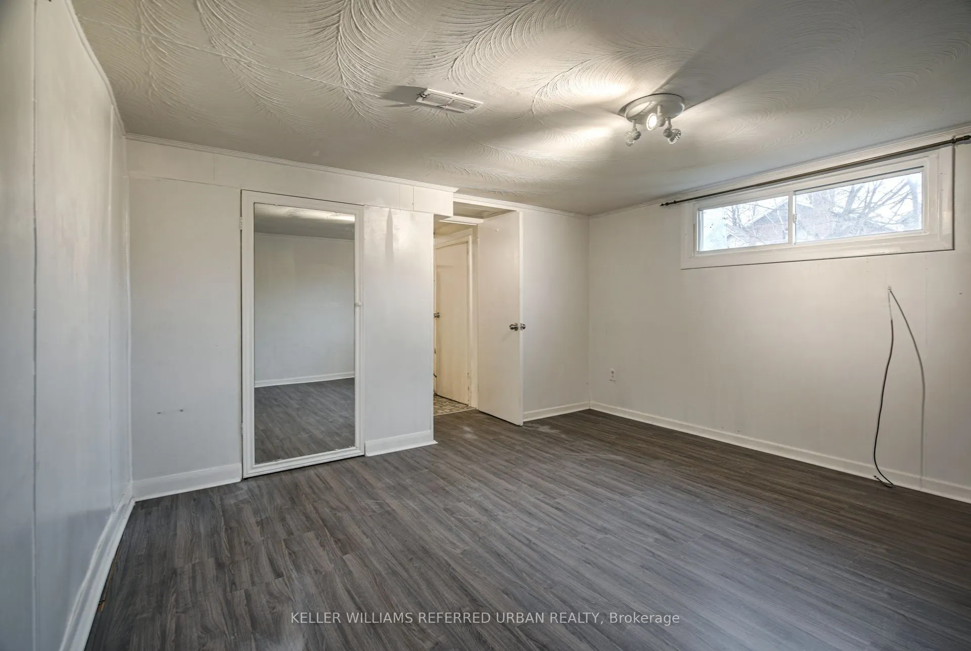 99 Hay Avenue, #Main