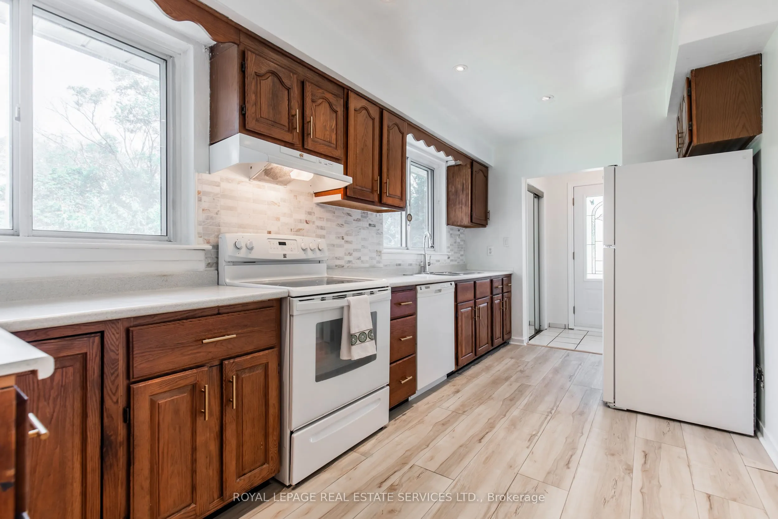 75 Upwood Avenue, #Upper