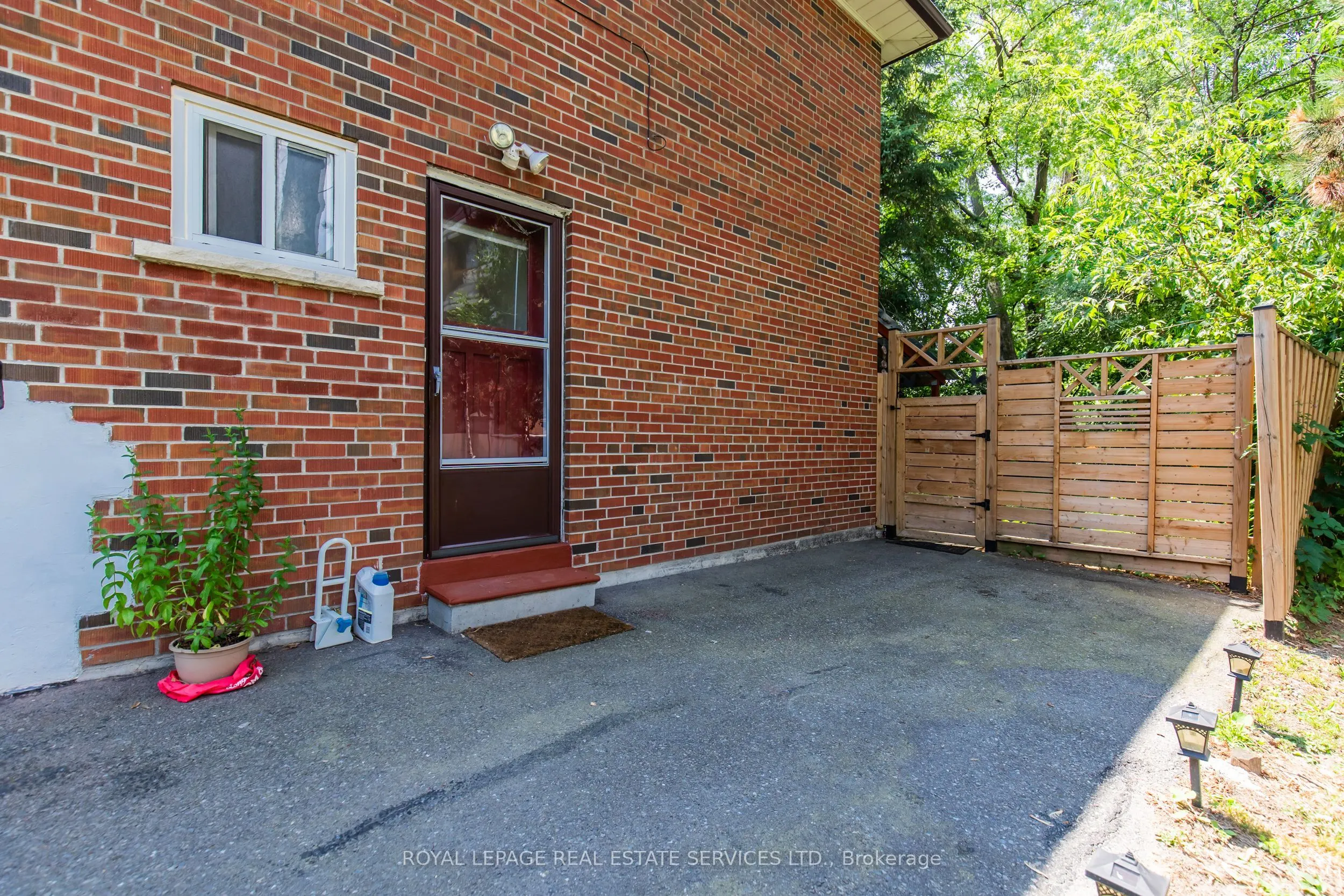 75 Upwood Avenue, #Upper