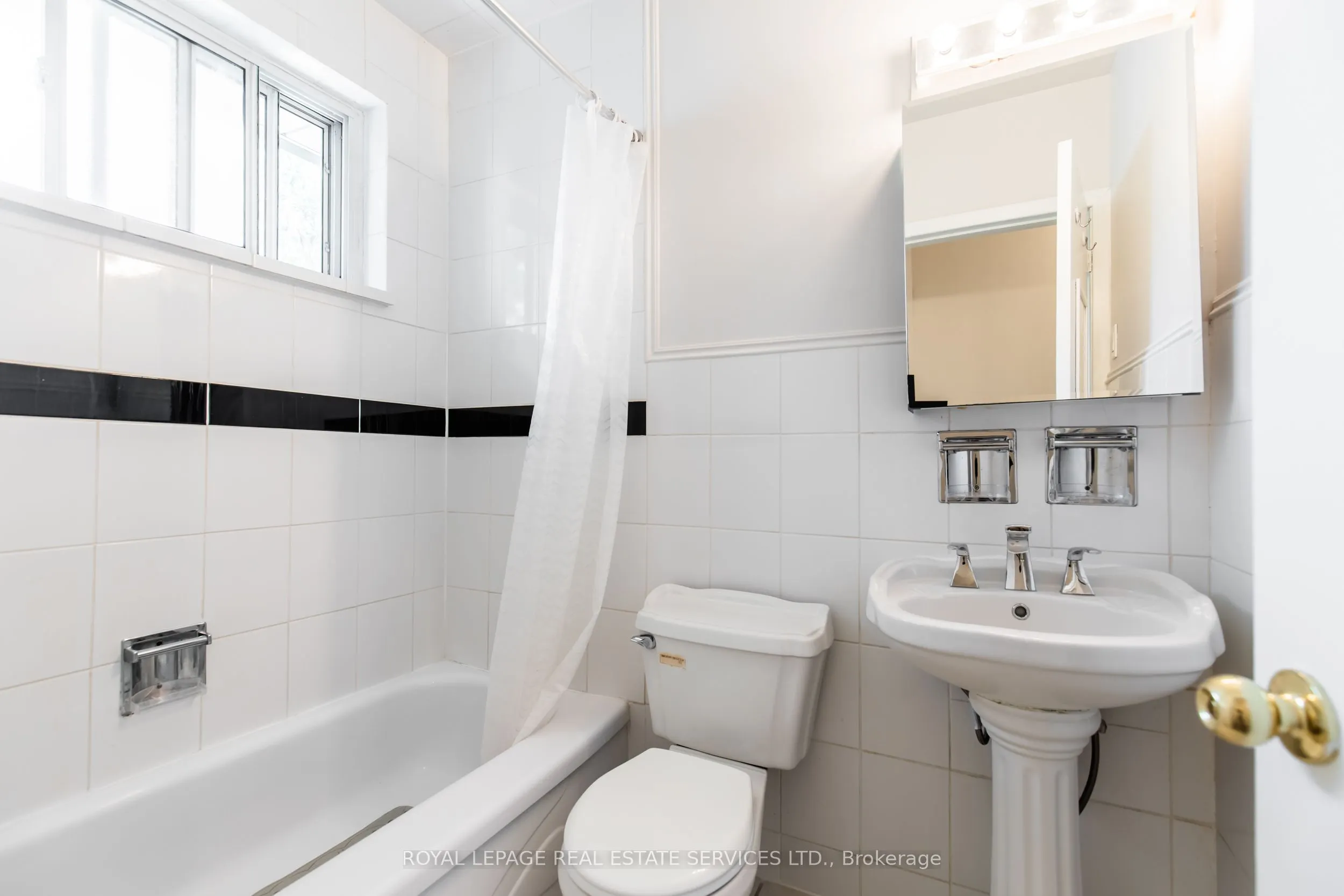 75 Upwood Avenue, #Upper