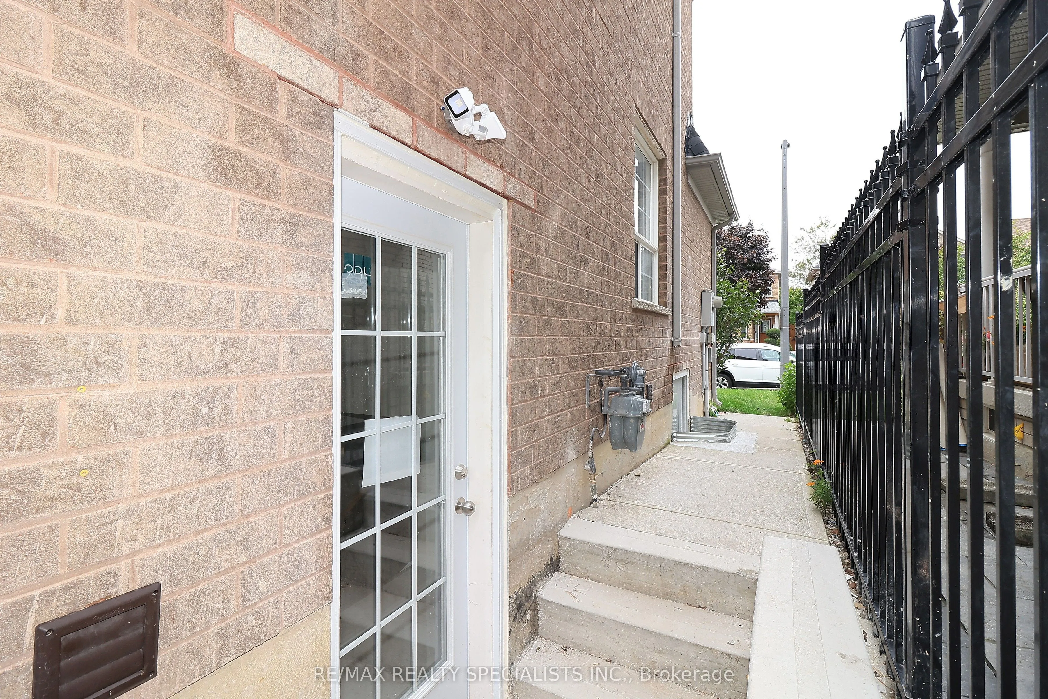 5815 Rainspring Drive