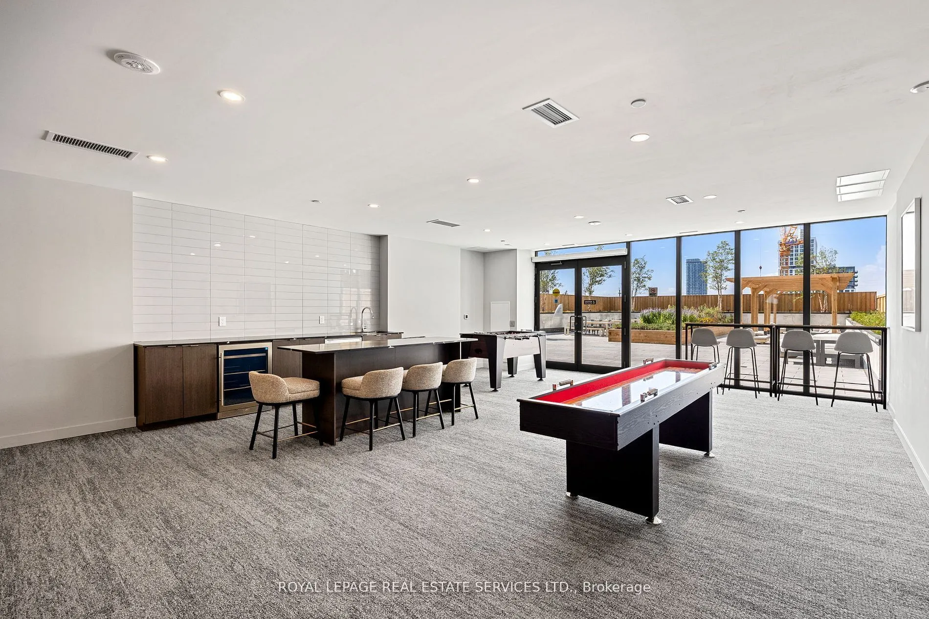 859 The Queensway, #708