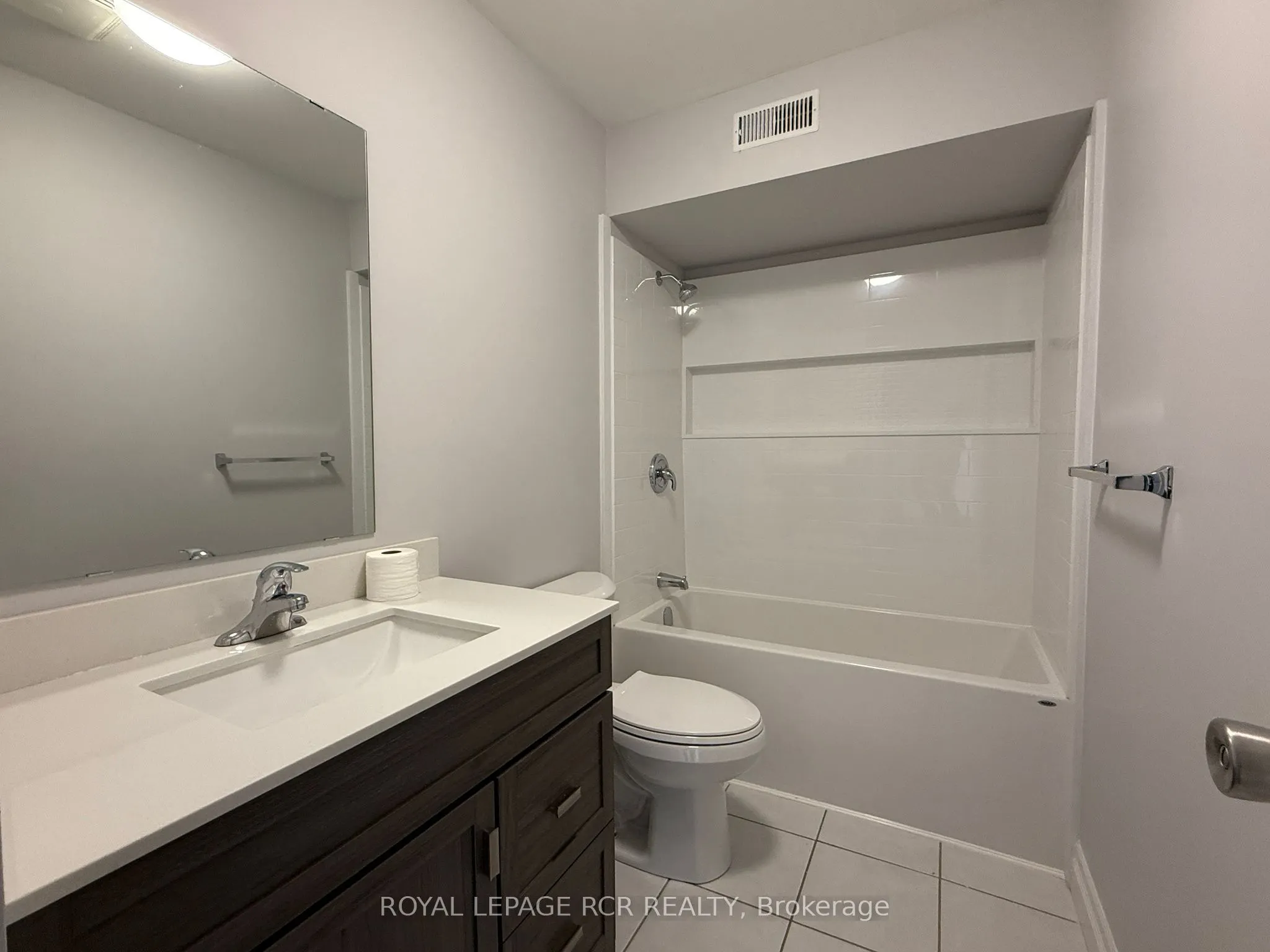 56 Queen Street N, #4