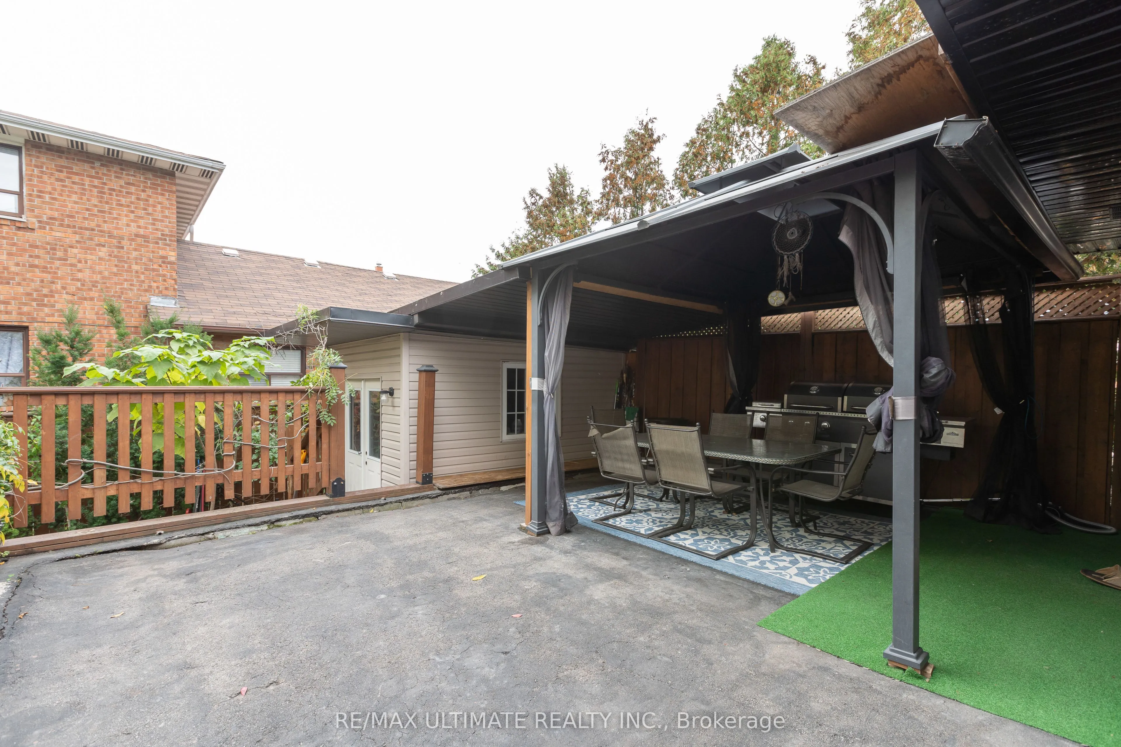 12 Wickford Drive