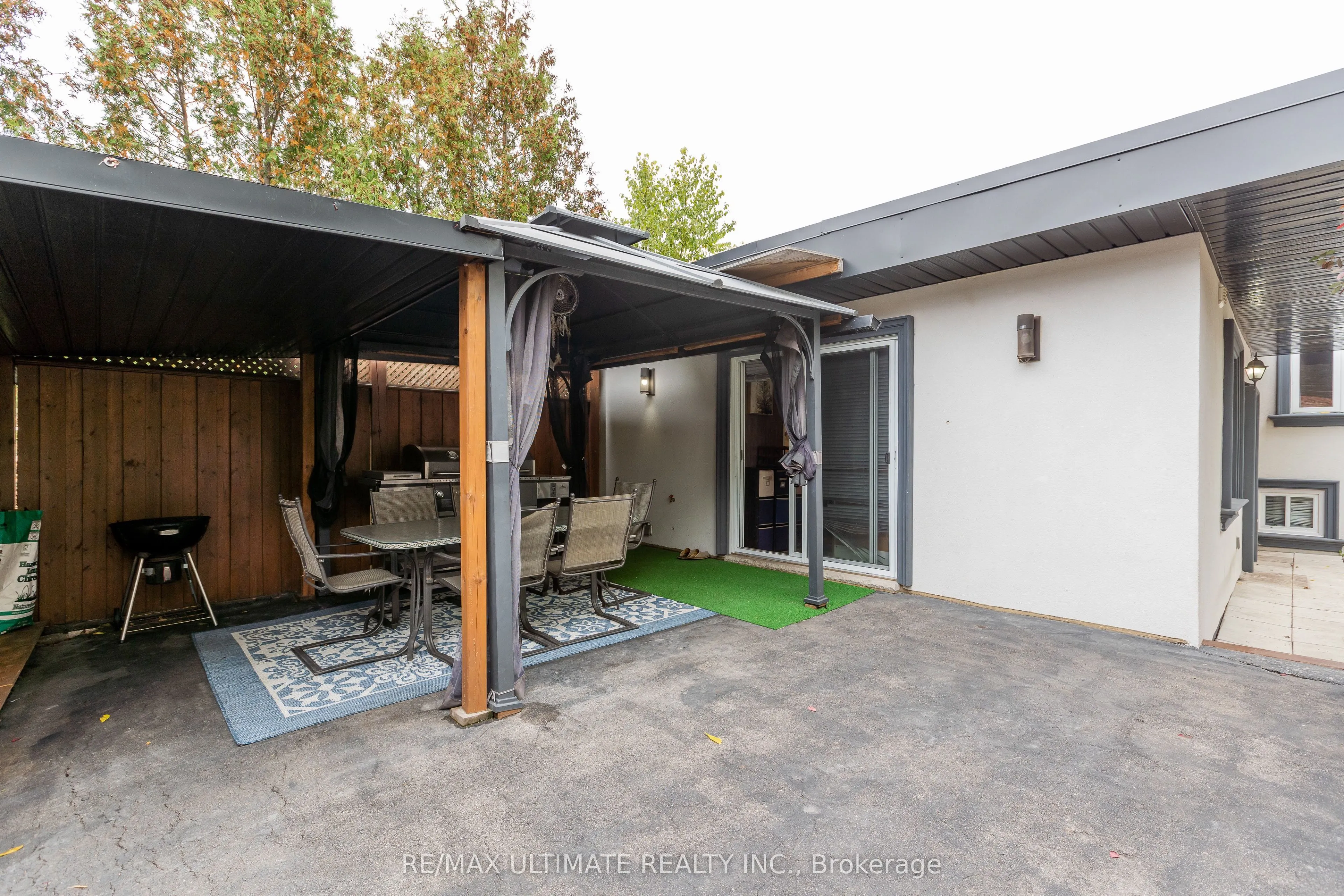 12 Wickford Drive