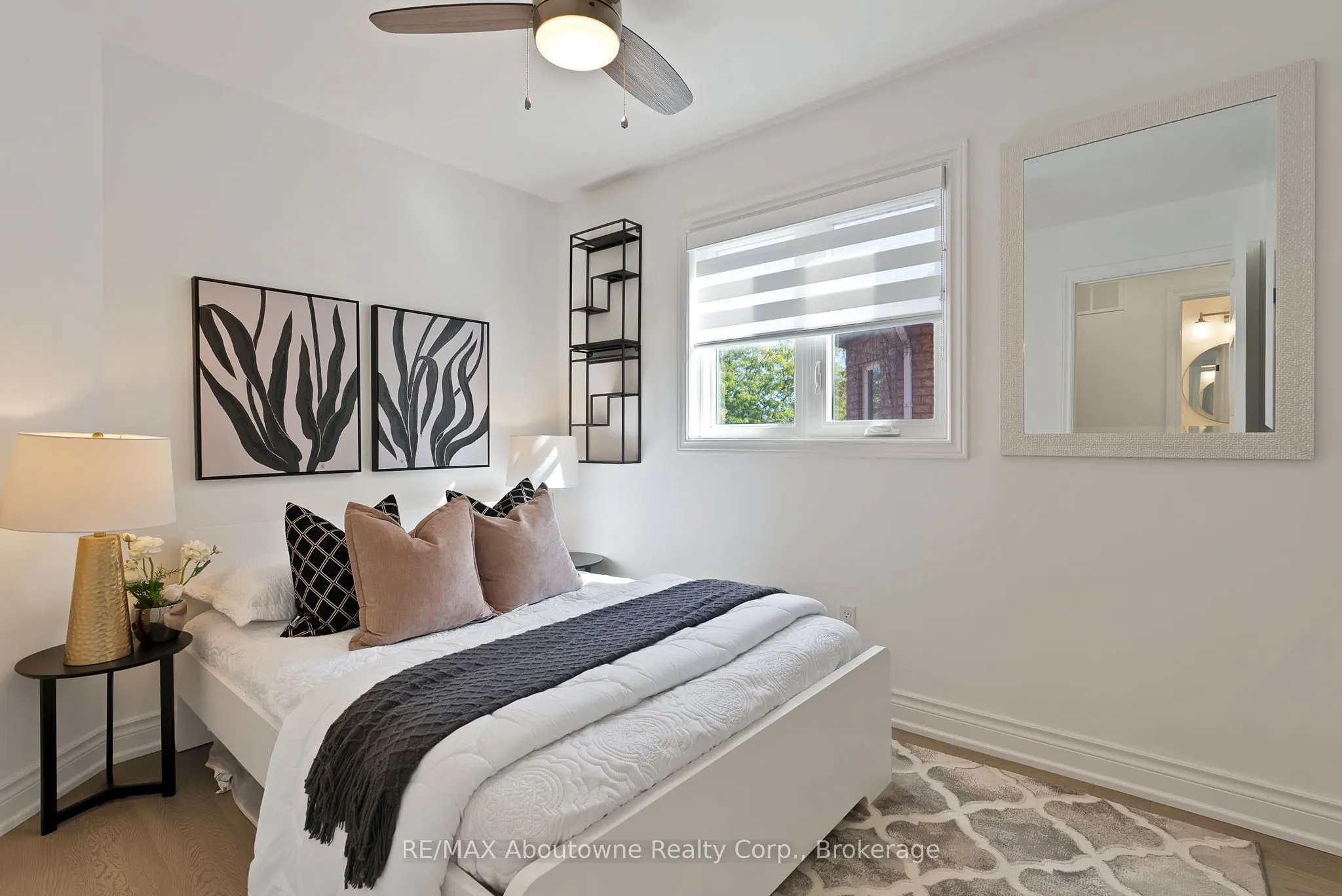 2599 Castle Hill Crescent