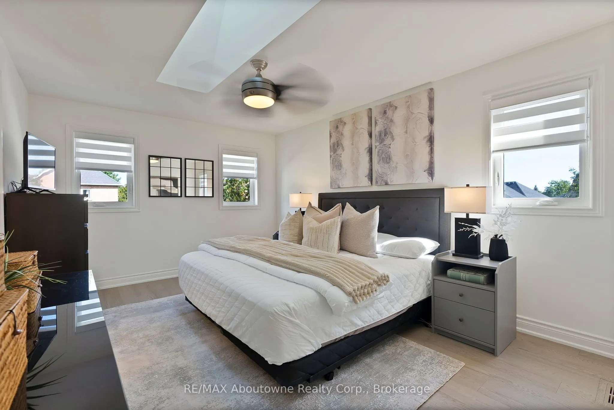 2599 Castle Hill Crescent