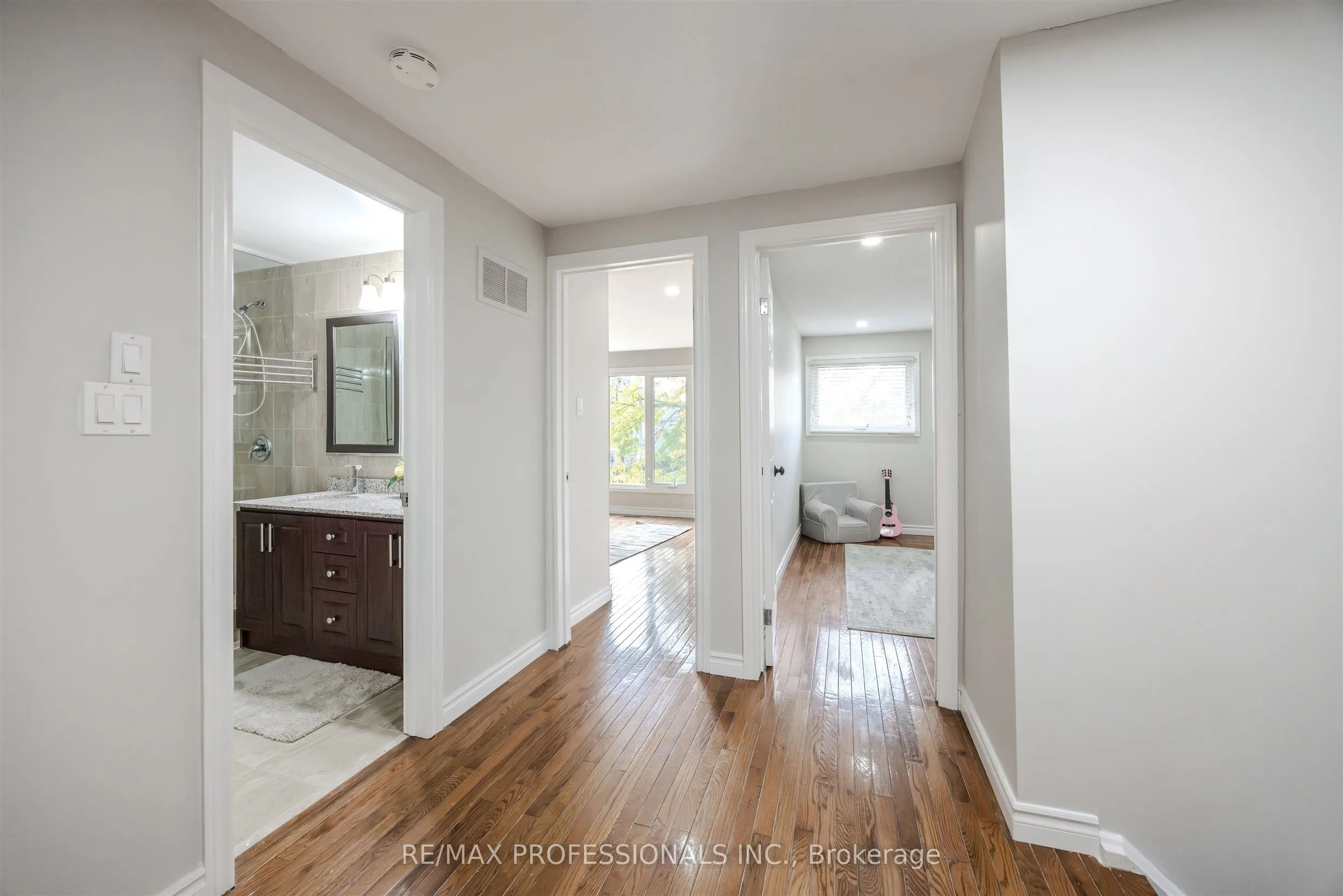 81 Millborough Crescent