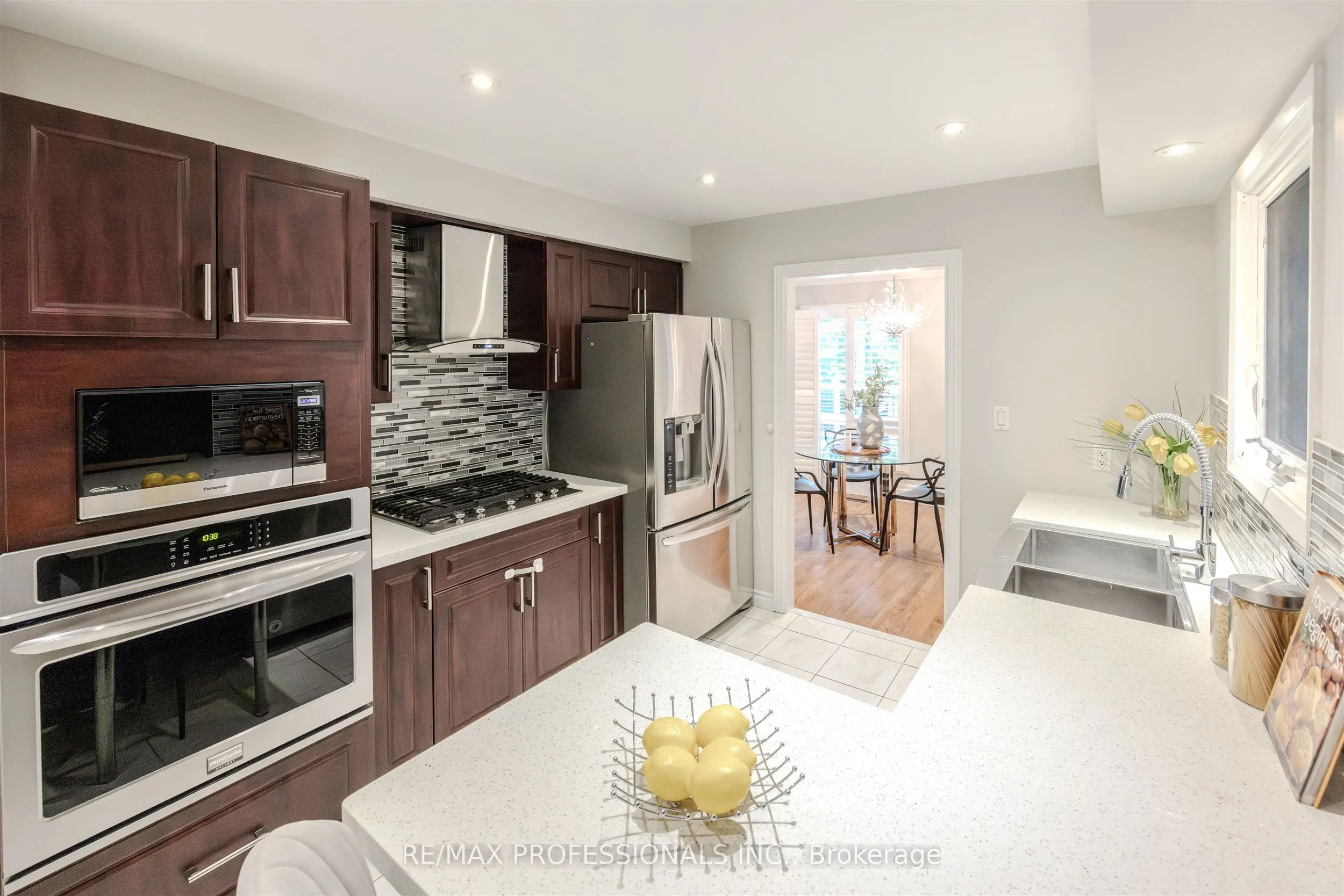 81 Millborough Crescent