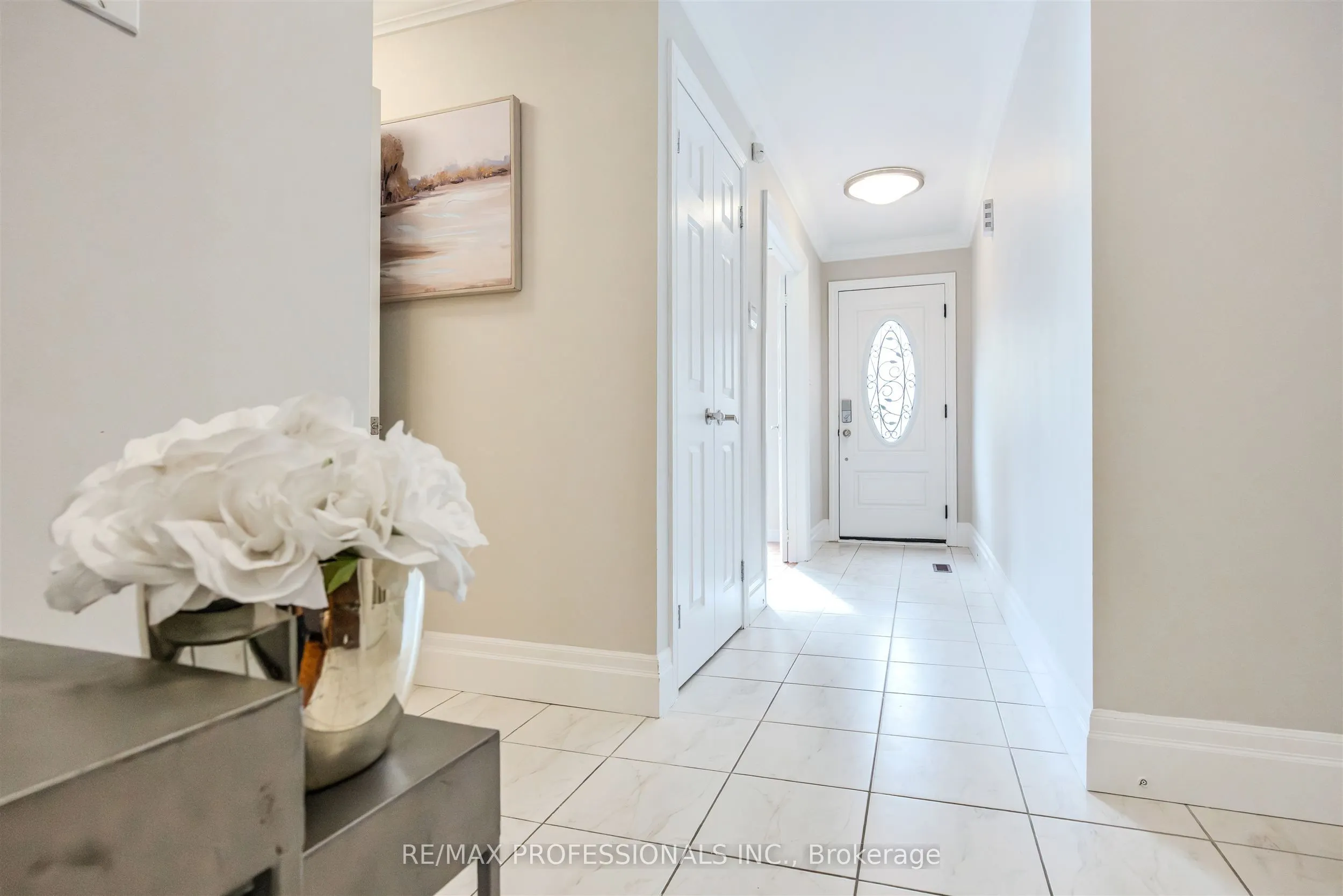 81 Millborough Crescent
