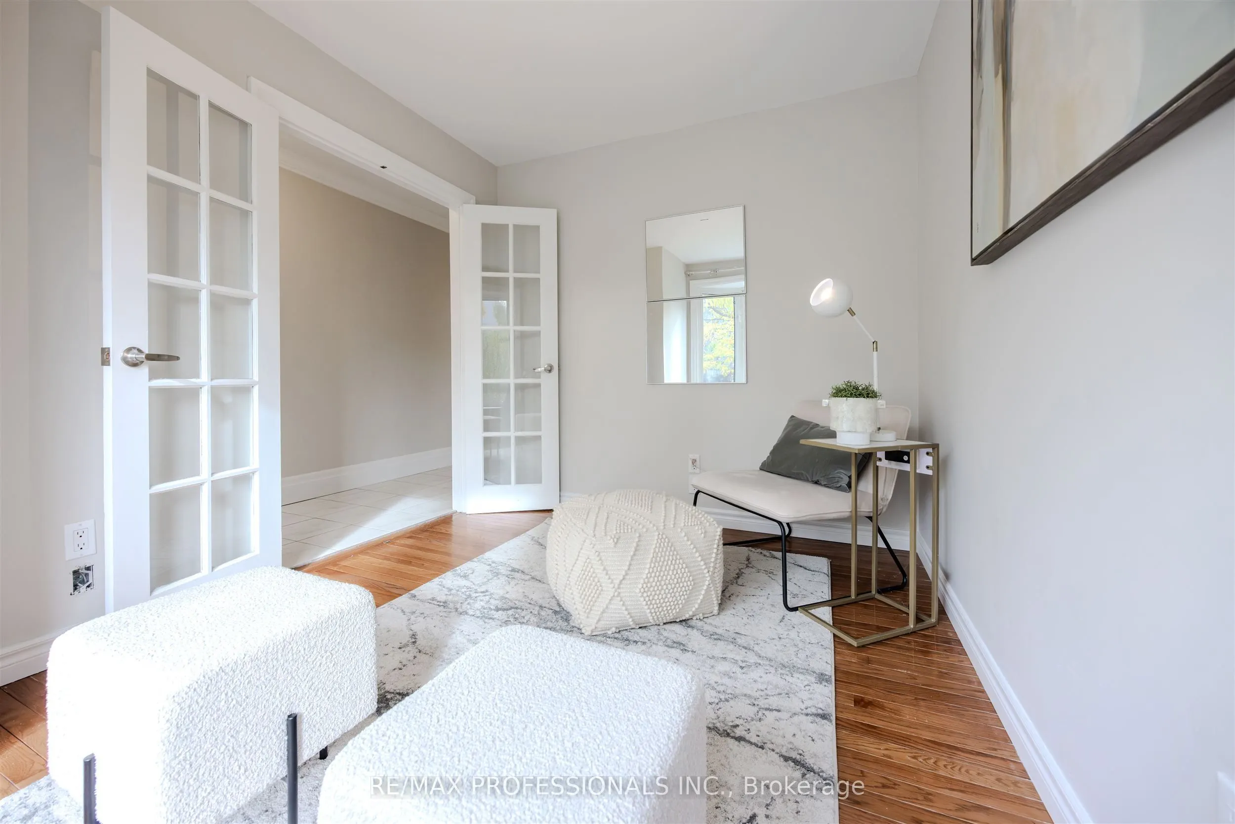 81 Millborough Crescent