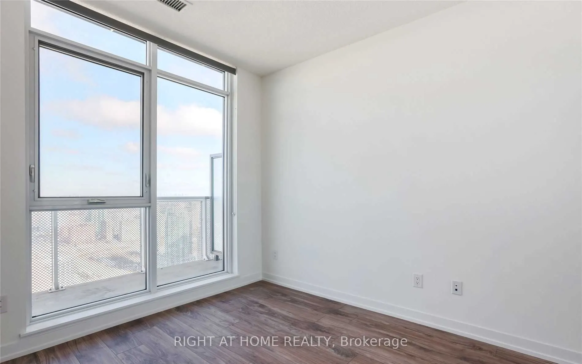 4065 Confederation Parkway, #PH06