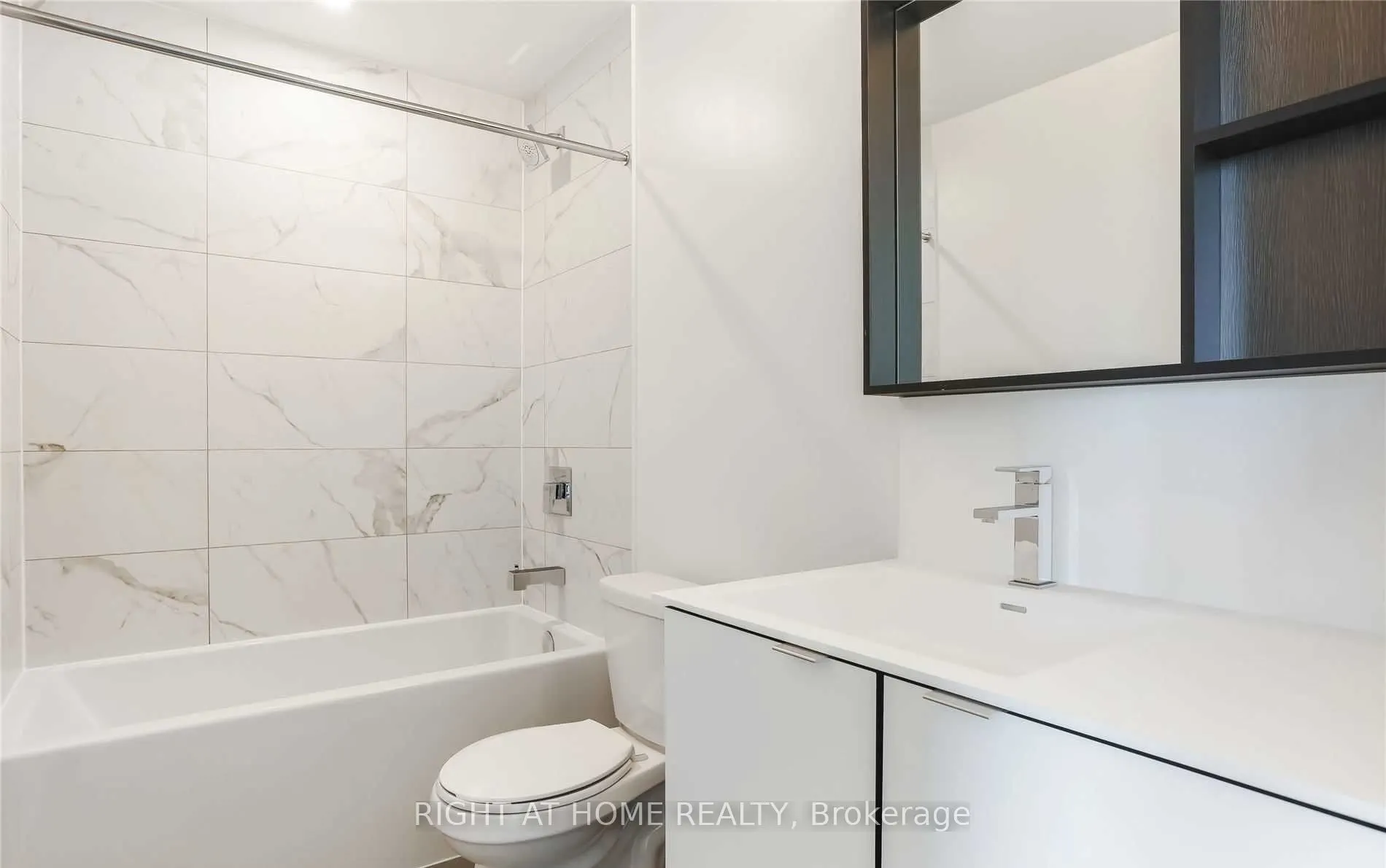 4065 Confederation Parkway, #PH06