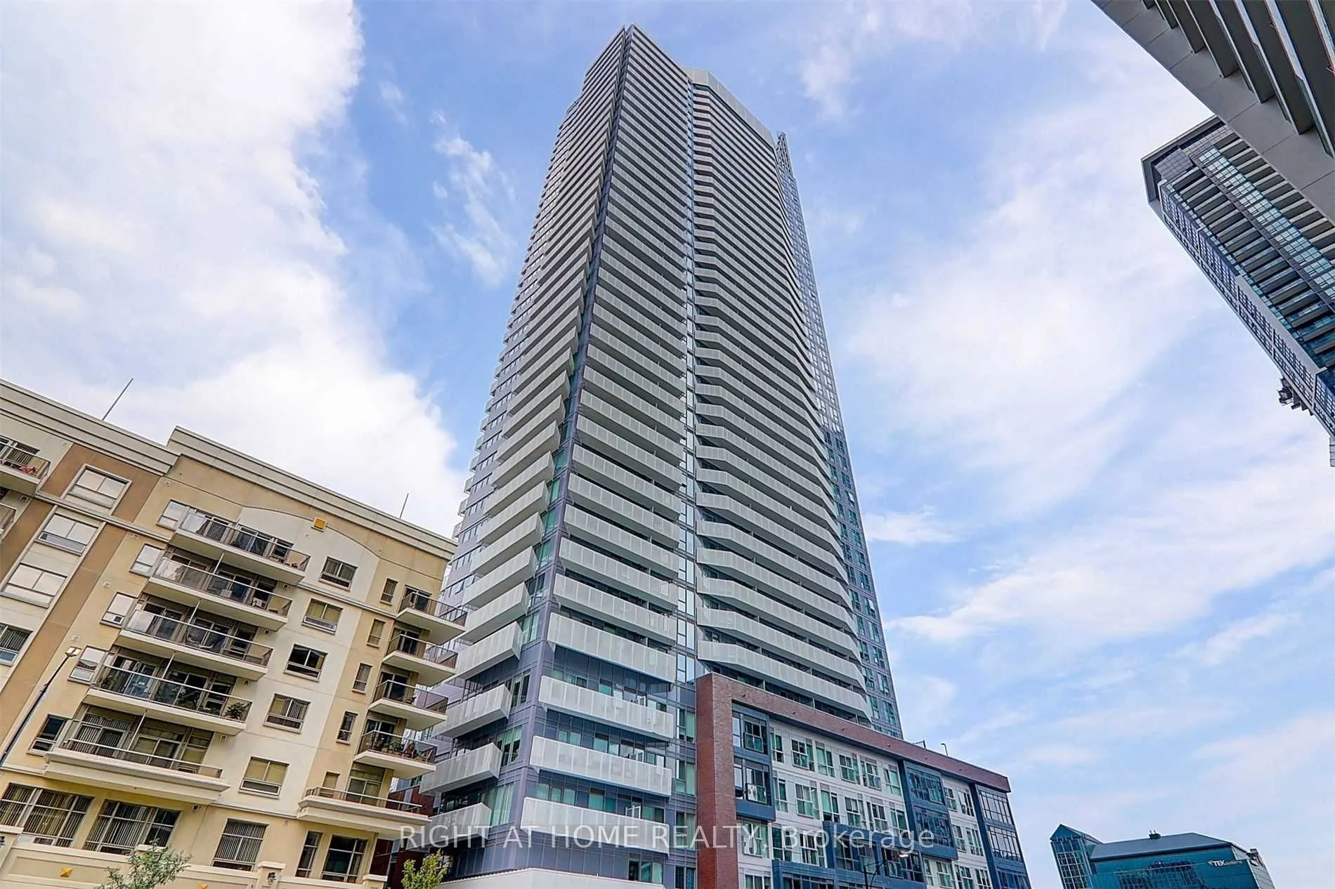 4065 Confederation Parkway, #PH06