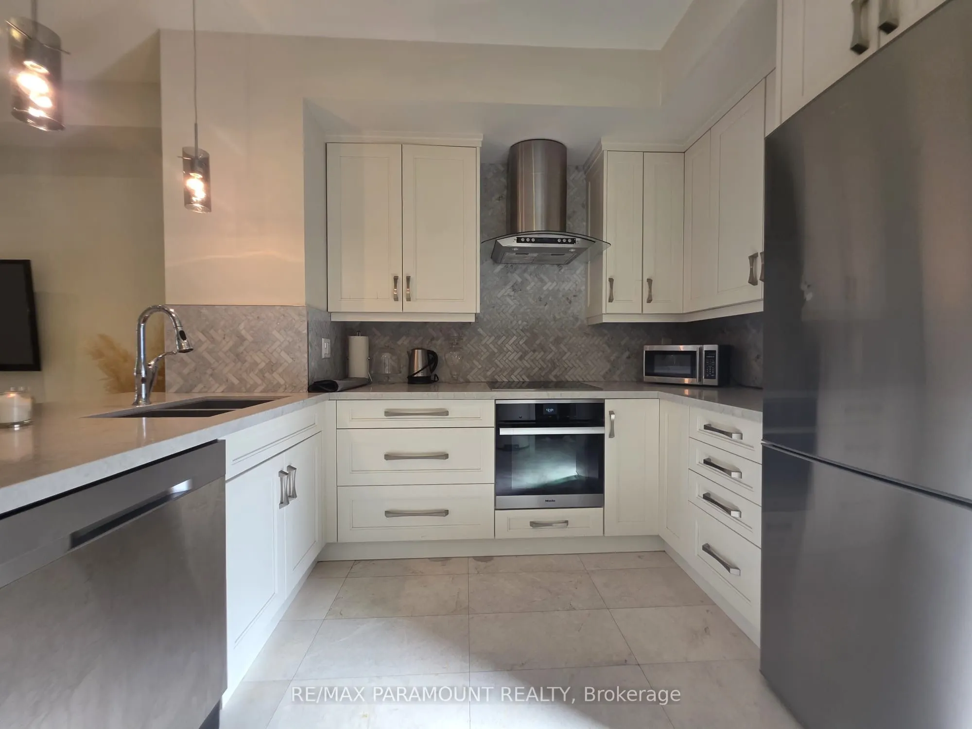 3077 Cawthra Road, #12