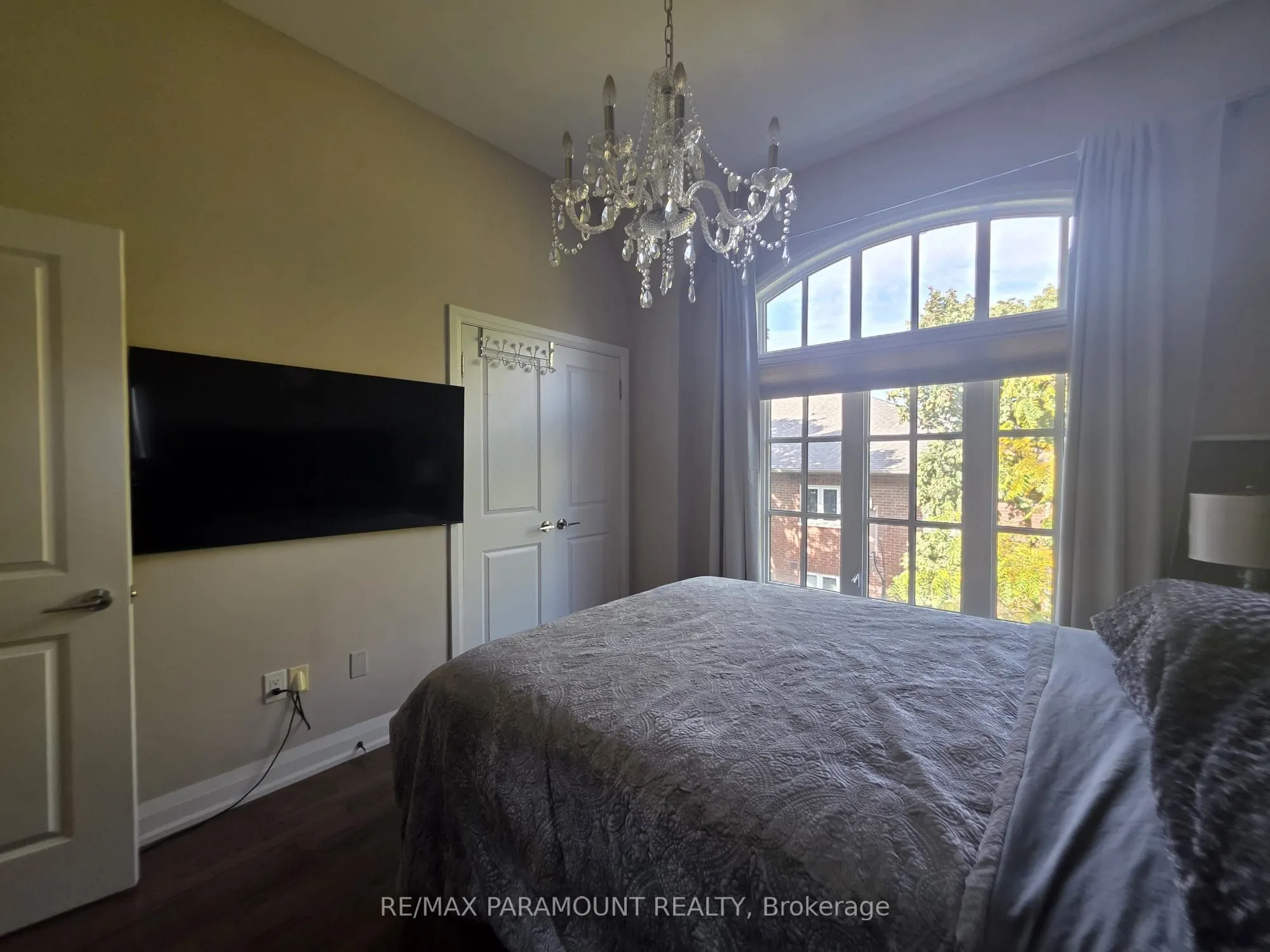 3077 Cawthra Road, #12