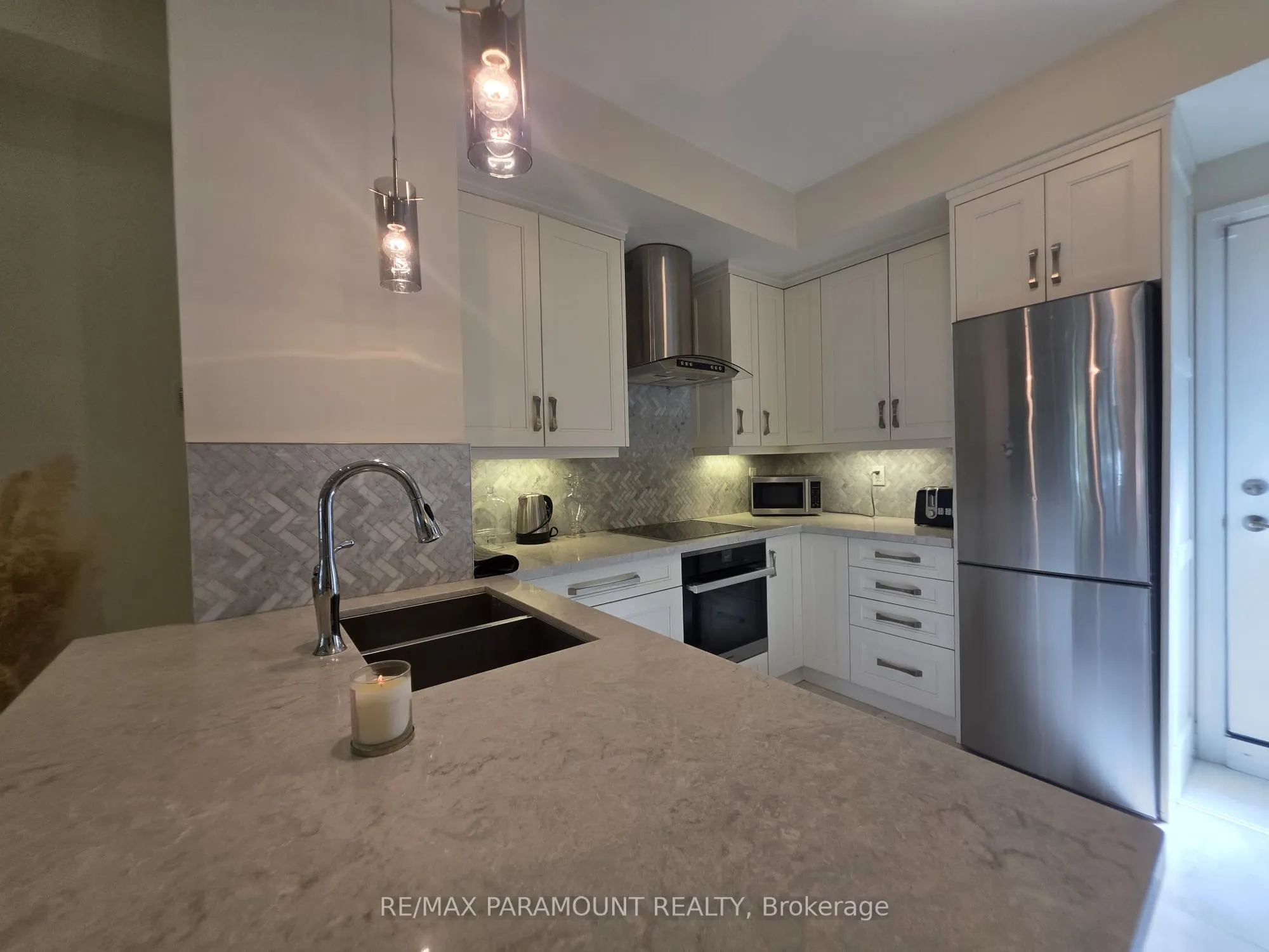 3077 Cawthra Road, #12