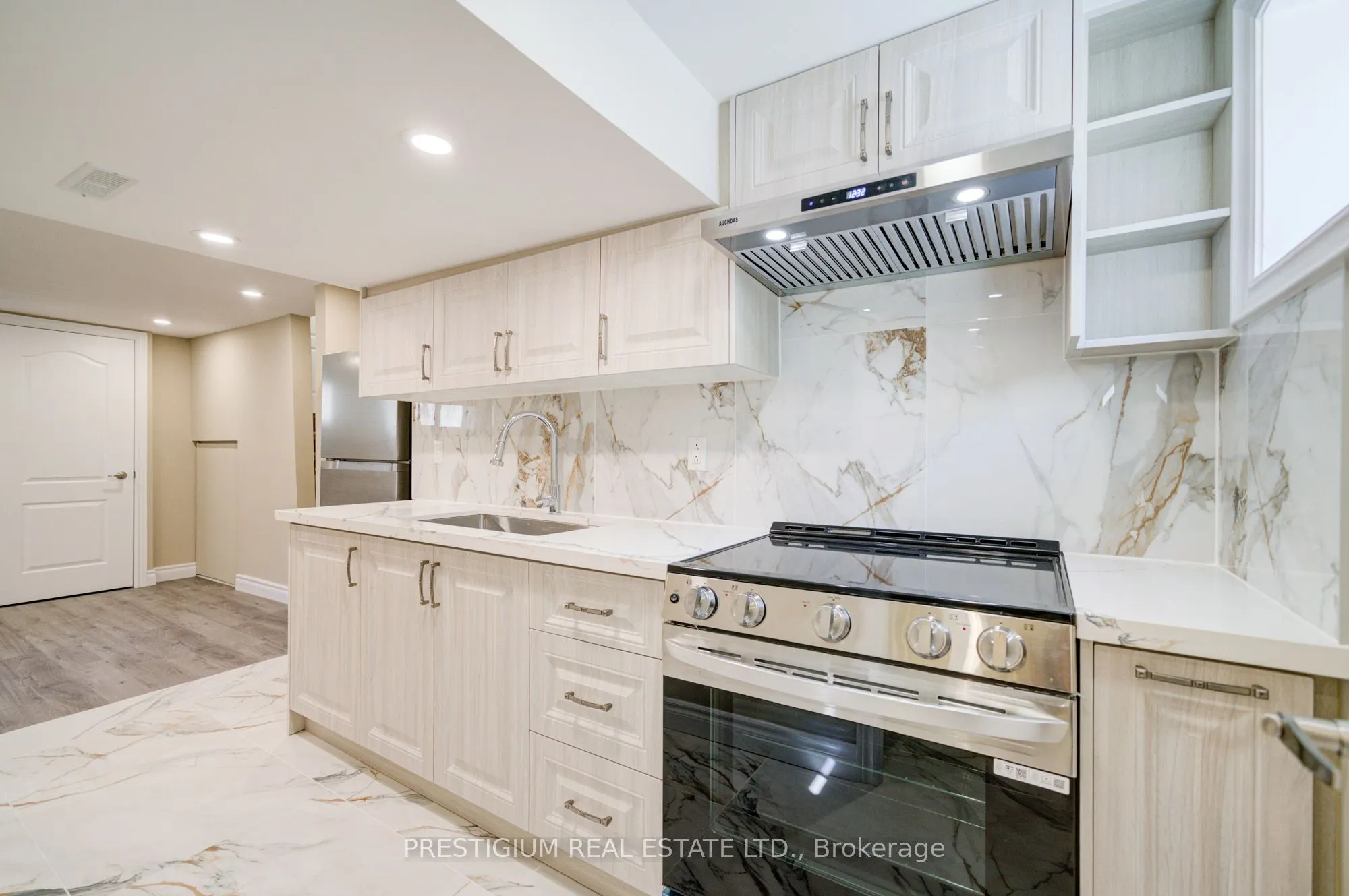 6 Willis Drive, #Lower Level