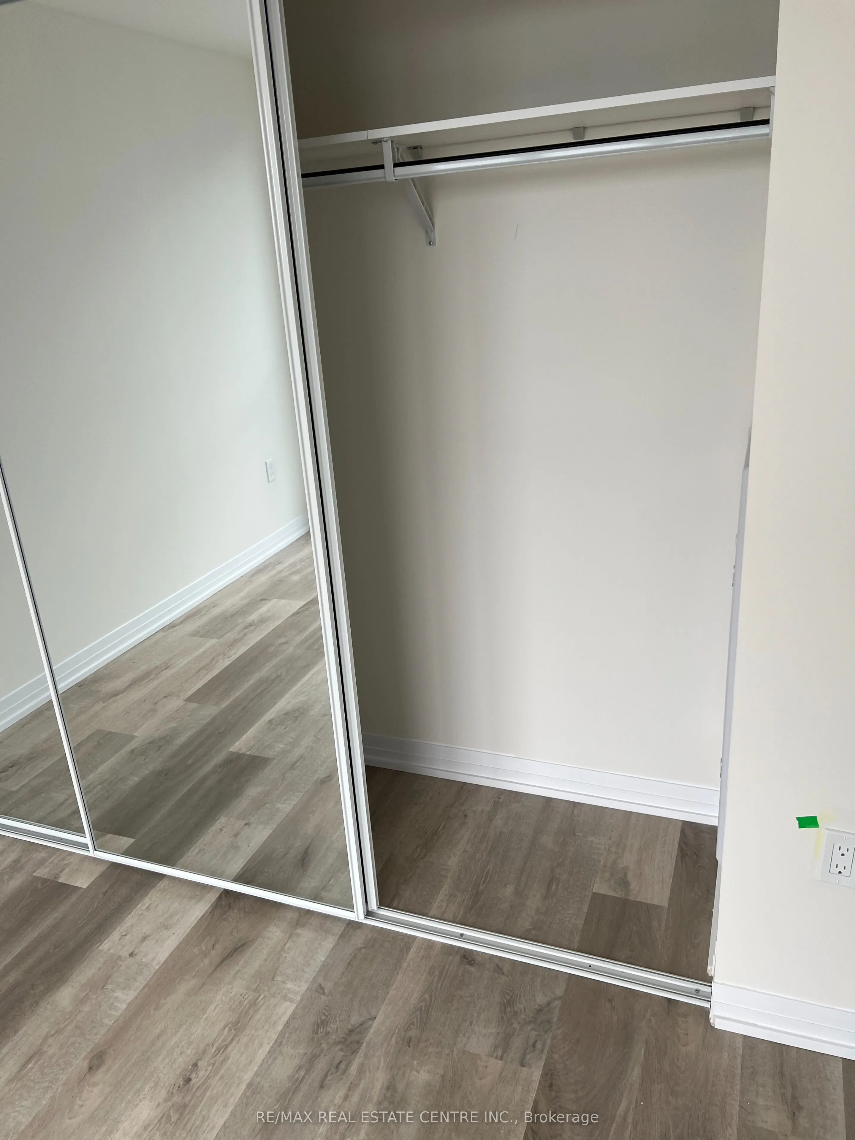 15 Watergarden Drive, #2710