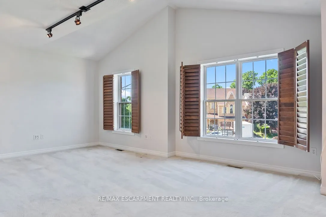 1146 Upper River Court